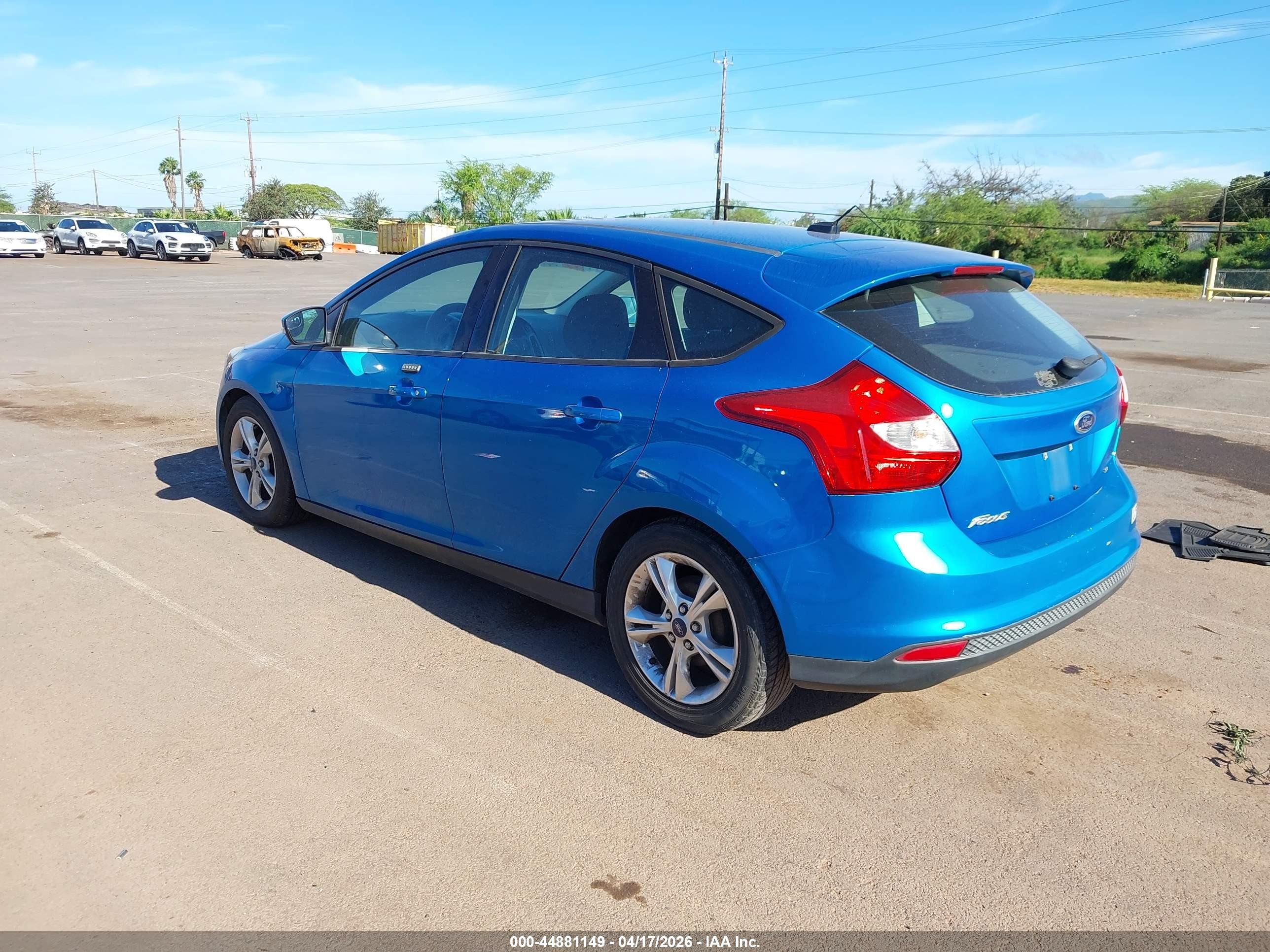 2014 Ford Focus Se Blue vin: 1FADP3K24EL112339