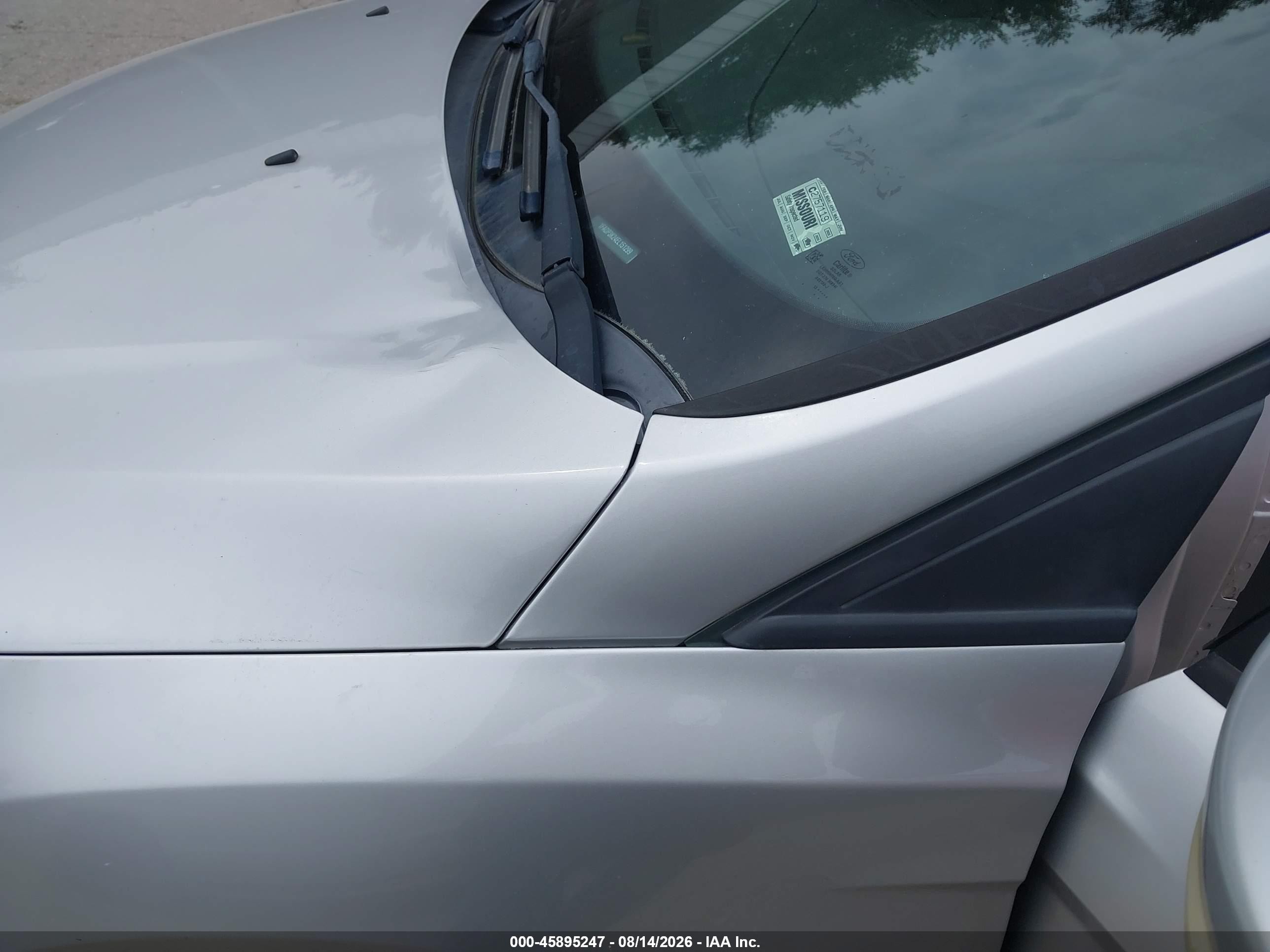 2014 Ford Focus Se Silver vin: 1FADP3K24EL151299