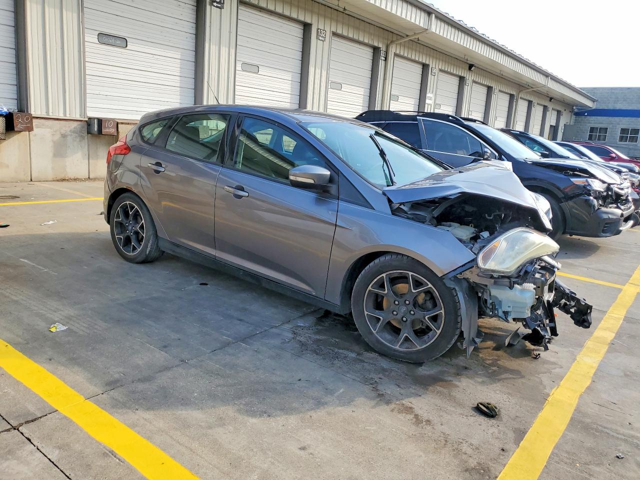 2014 Ford Focus Se Gray vin: 1FADP3K24EL155160