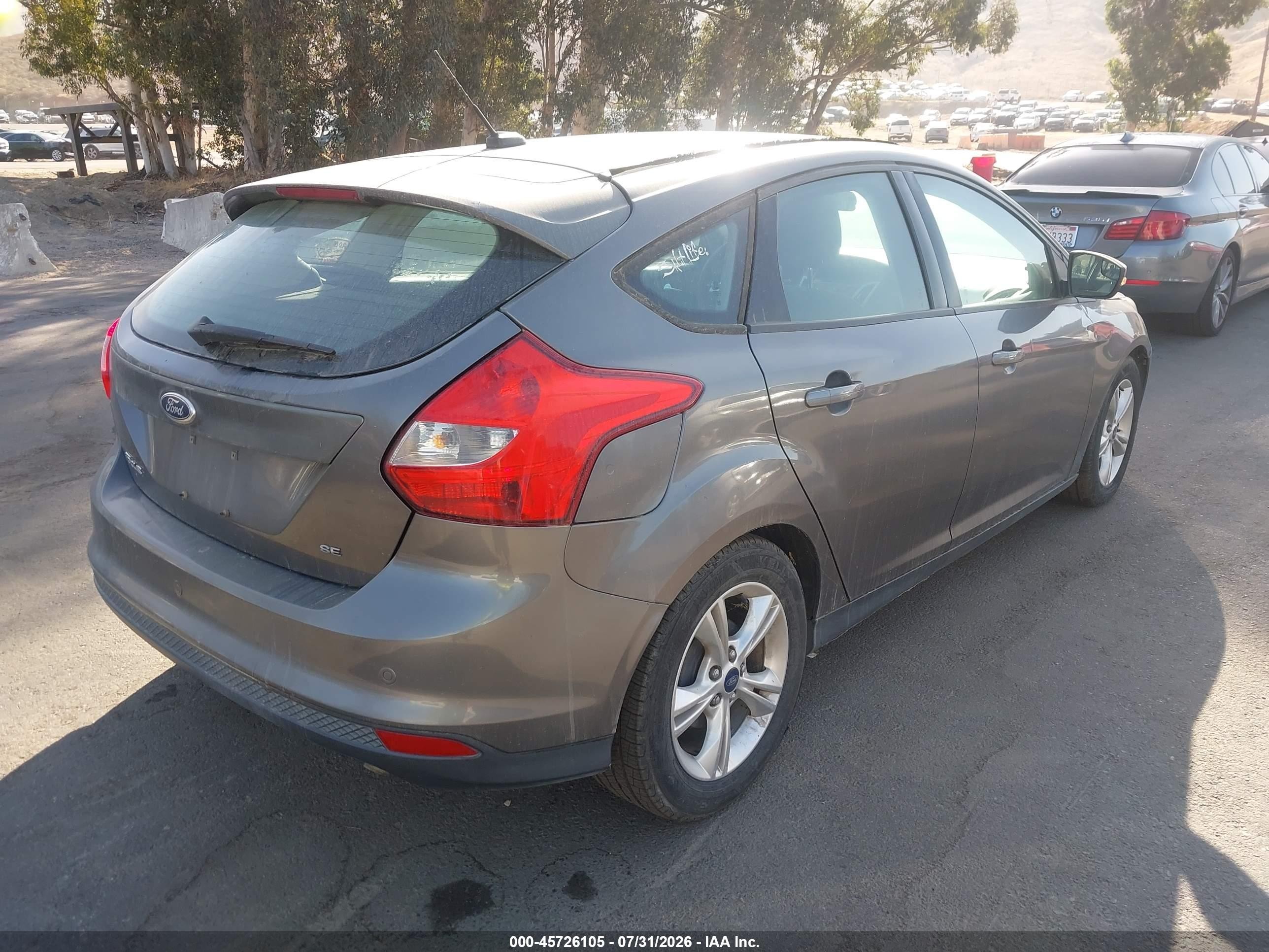 2014 Ford Focus Se White vin: 1FADP3K24EL230150