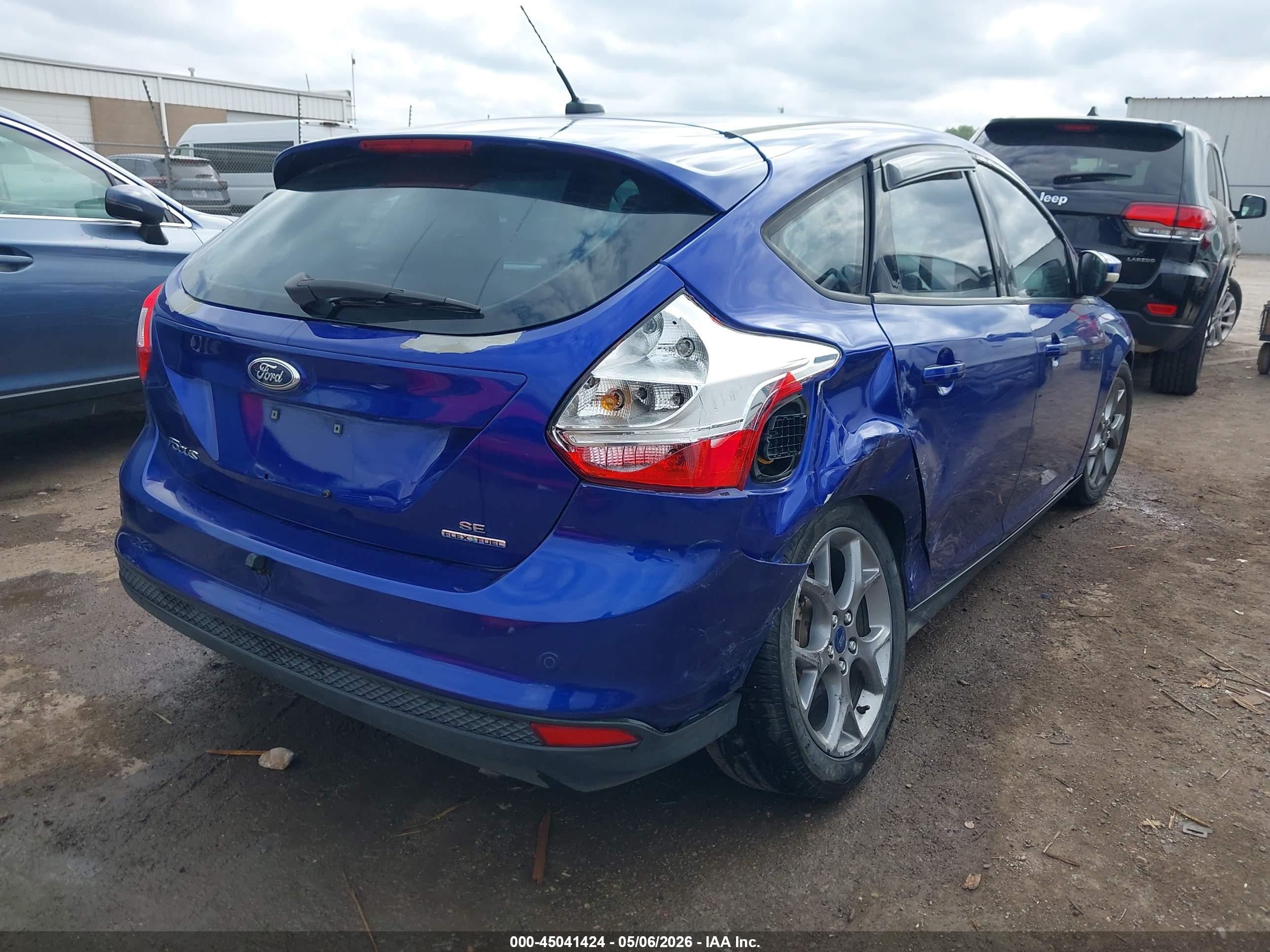 2014 Ford Focus Se Blue vin: 1FADP3K24EL276092