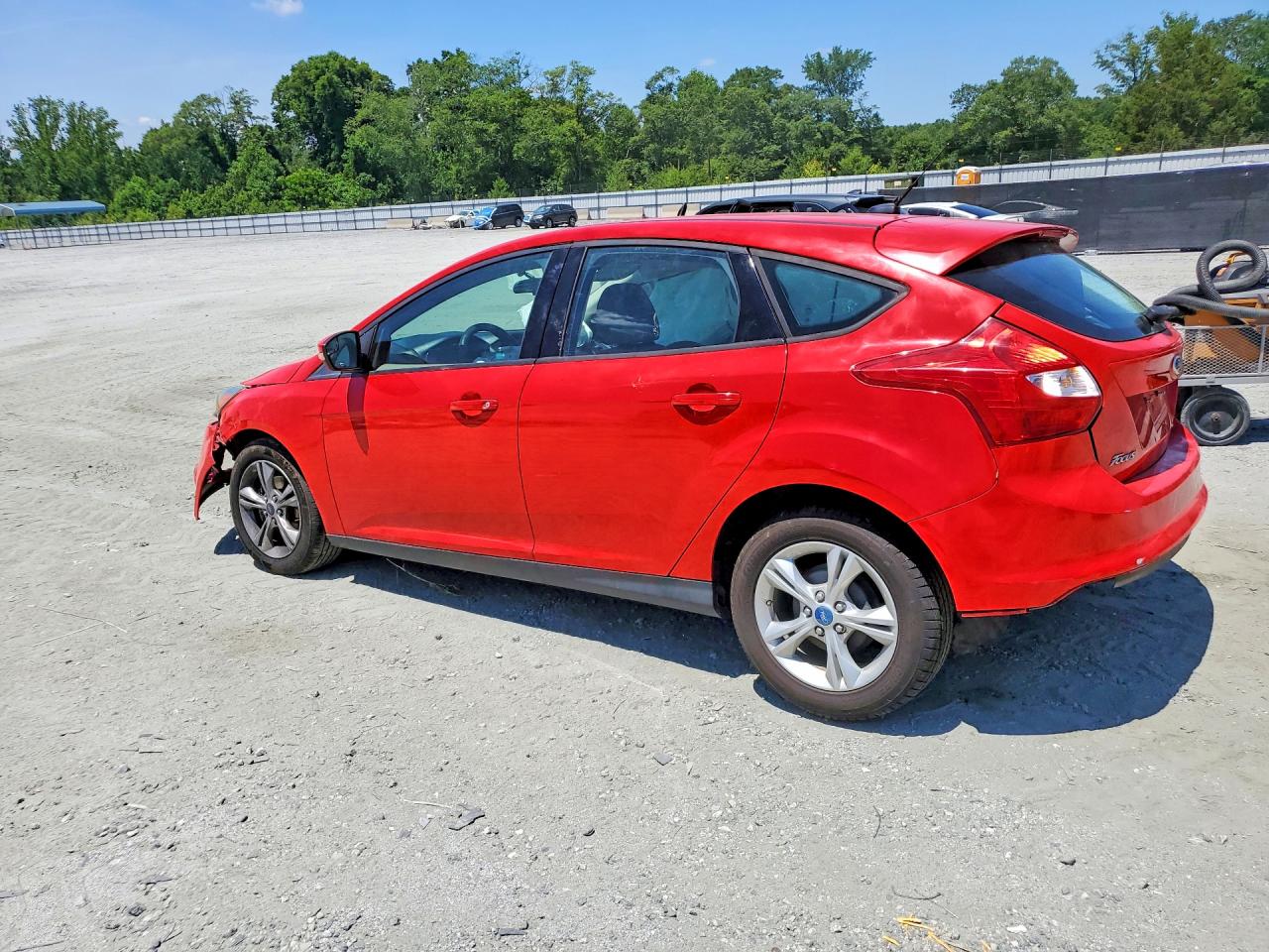 2014 Ford Focus Se Red vin: 1FADP3K24EL287013