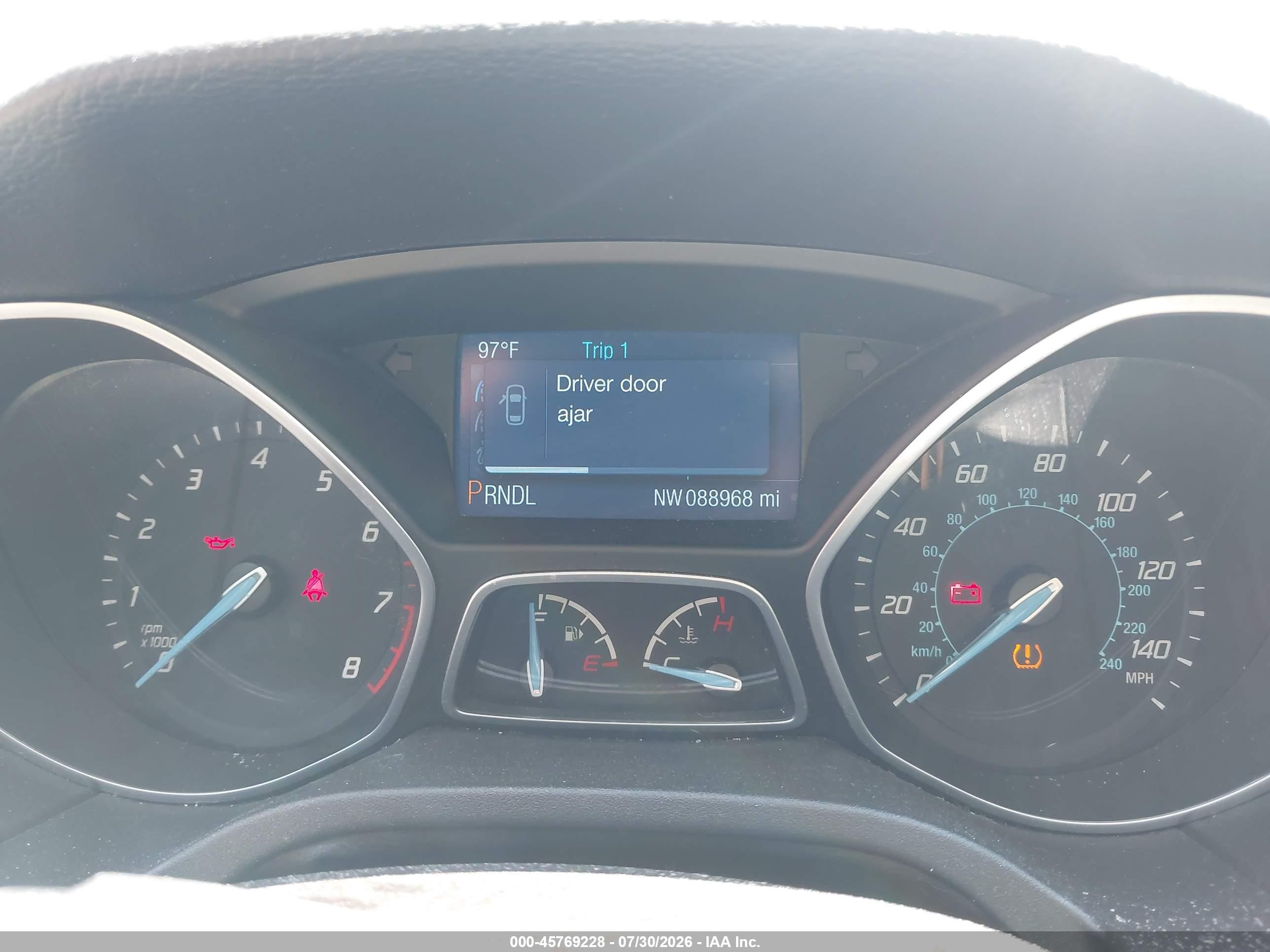 2014 Ford Focus Se Silver vin: 1FADP3K24EL294947