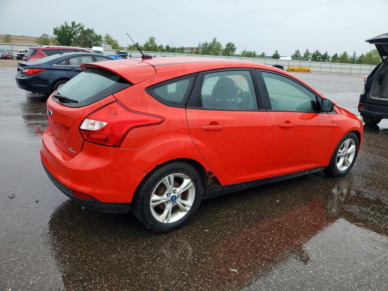 2014 Ford Focus Se Red vin: 1FADP3K24EL295421