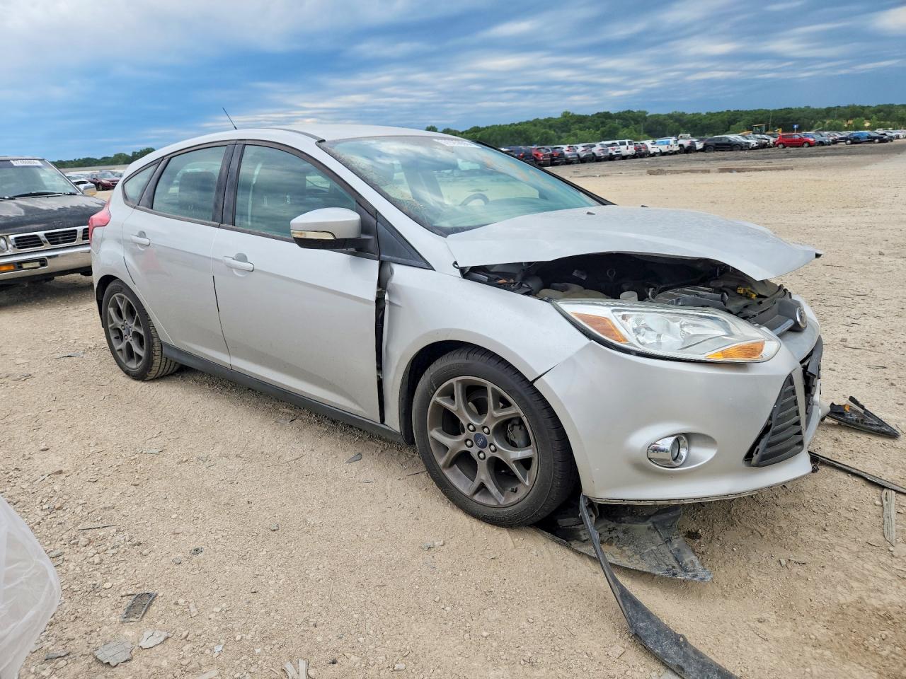 2014 Ford Focus Se Gray vin: 1FADP3K24EL302576