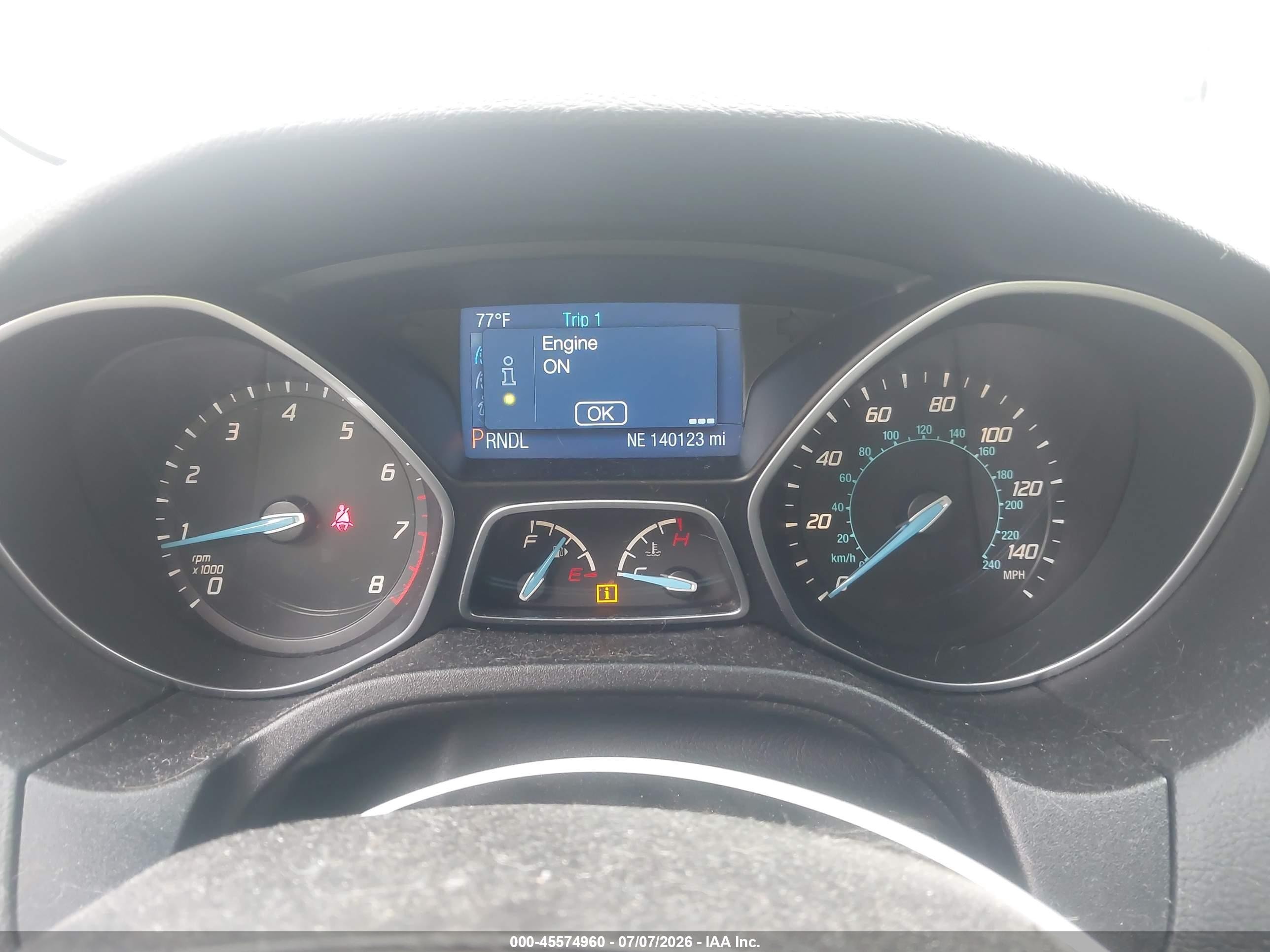 2014 Ford Focus Se Серебряный vin: 1FADP3K24EL304778