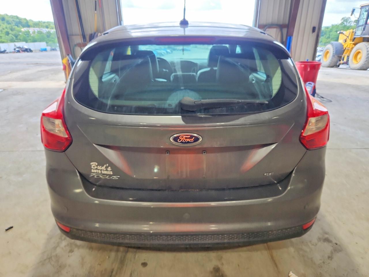 2014 Ford Focus Se Серый vin: 1FADP3K24EL315862