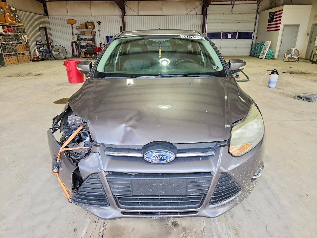2014 Ford Focus Se Серый vin: 1FADP3K24EL315862