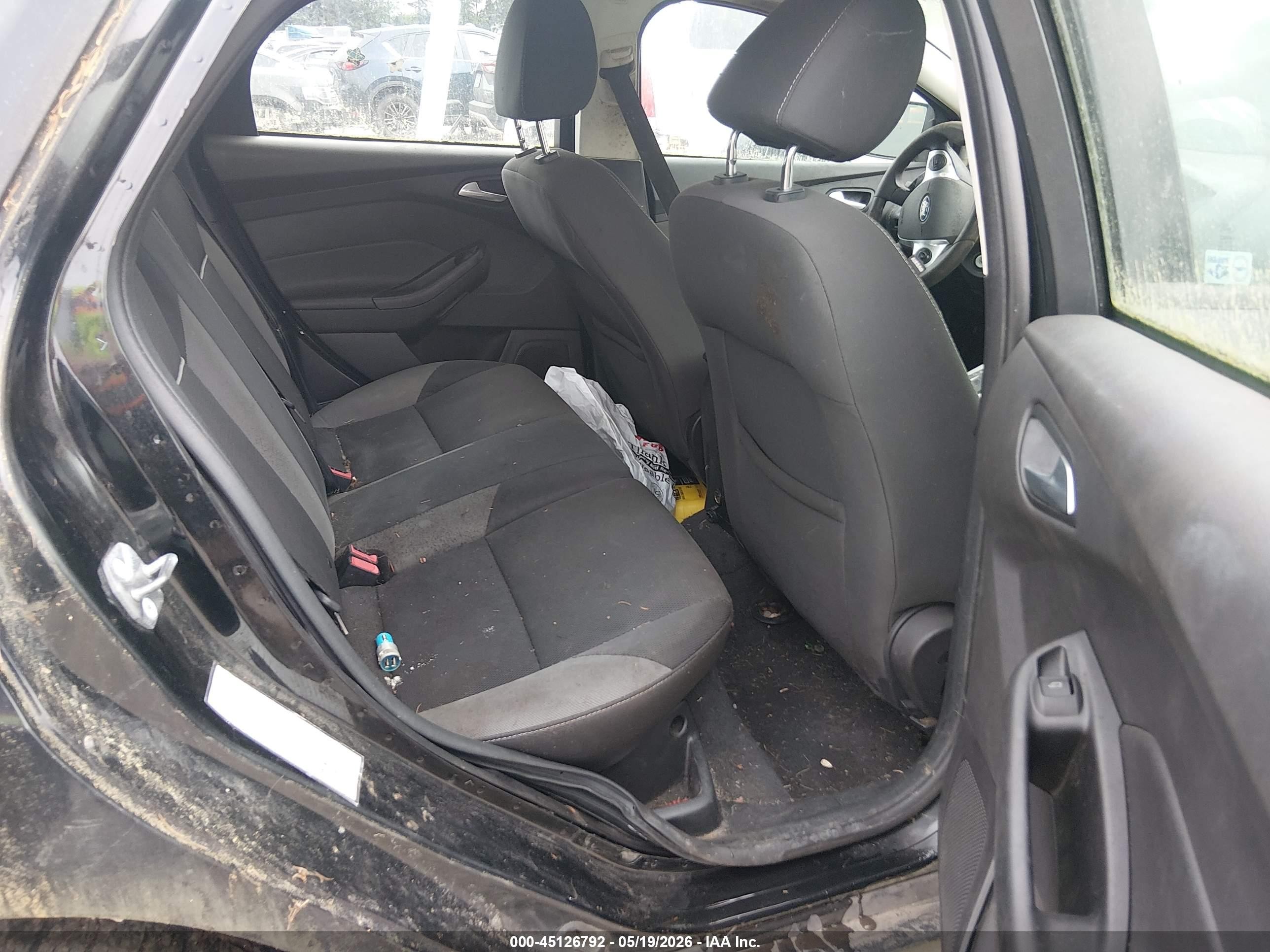 2014 Ford Focus Se Black vin: 1FADP3K24EL325310