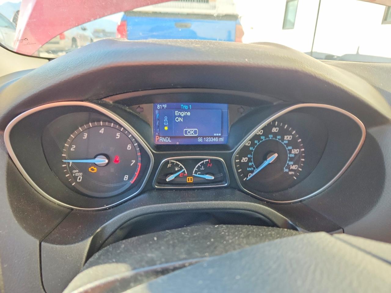 2014 Ford Focus Se Red vin: 1FADP3K24EL327381