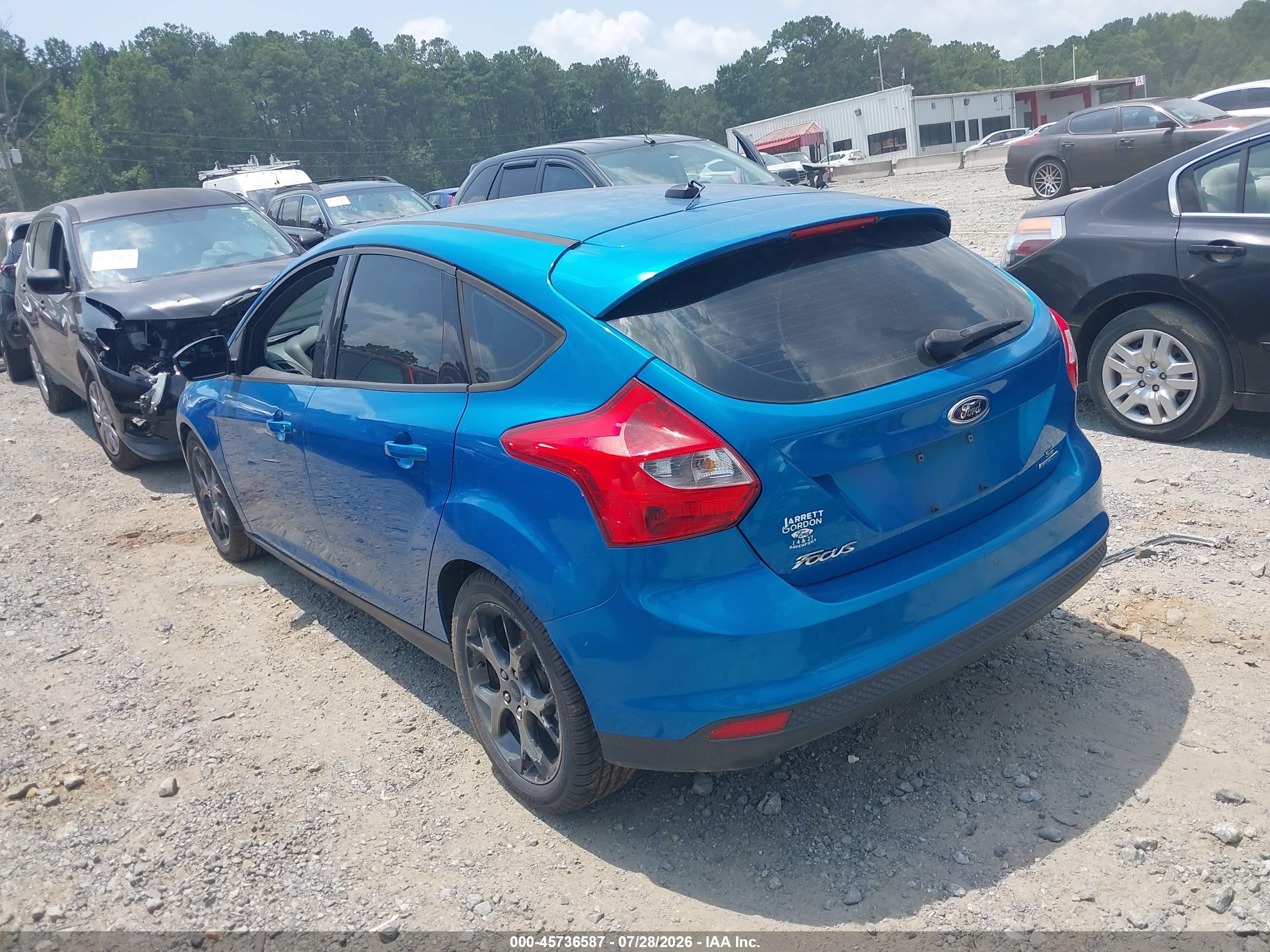2014 Ford Focus Se Синий vin: 1FADP3K24EL360154