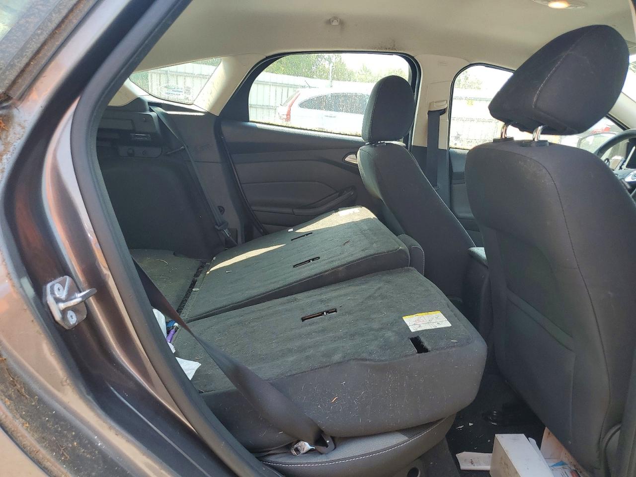 2014 Ford Focus Se Gray vin: 1FADP3K24EL382946