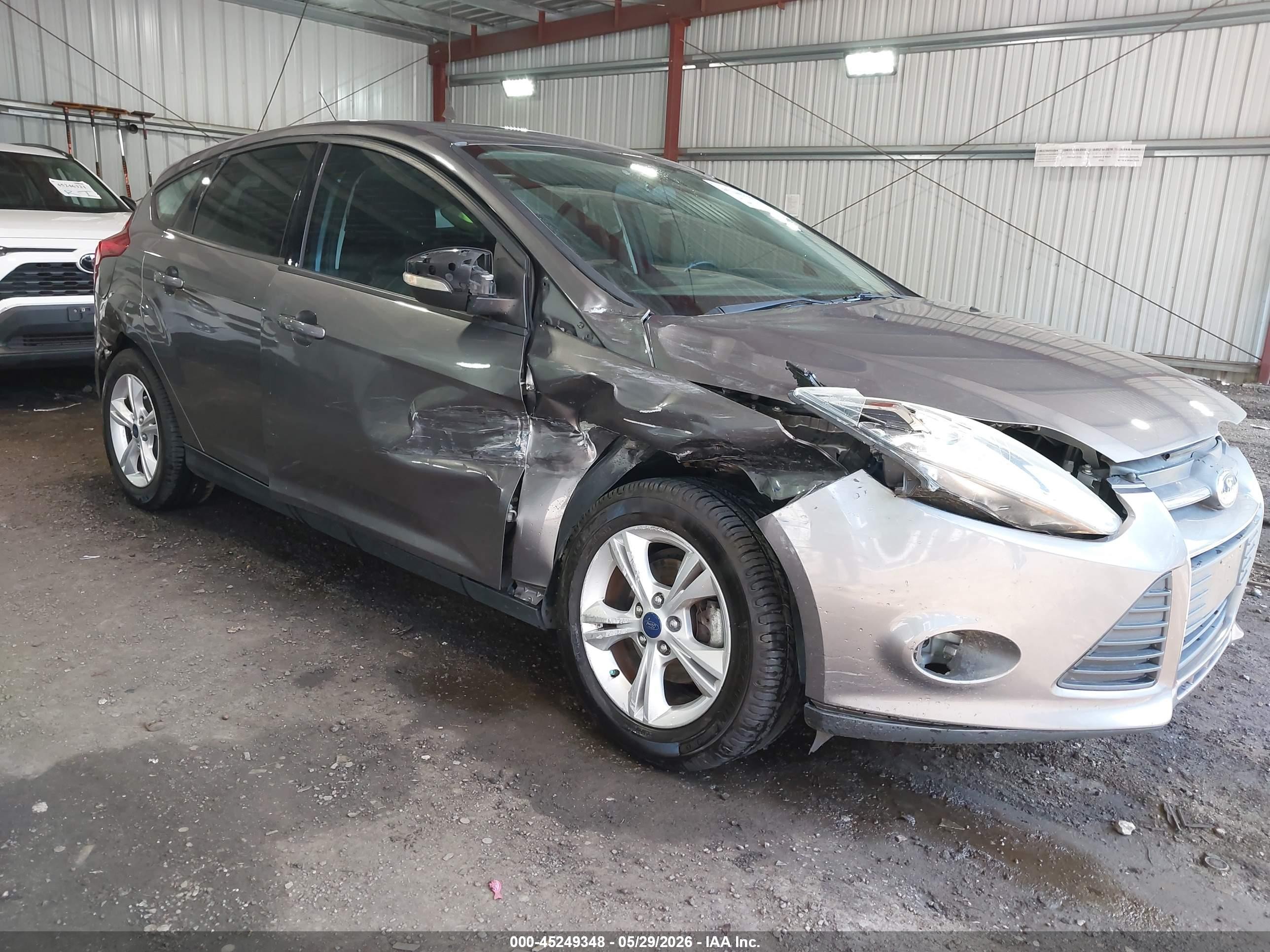 2014 Ford Focus Se Blue vin: 1FADP3K24EL396734