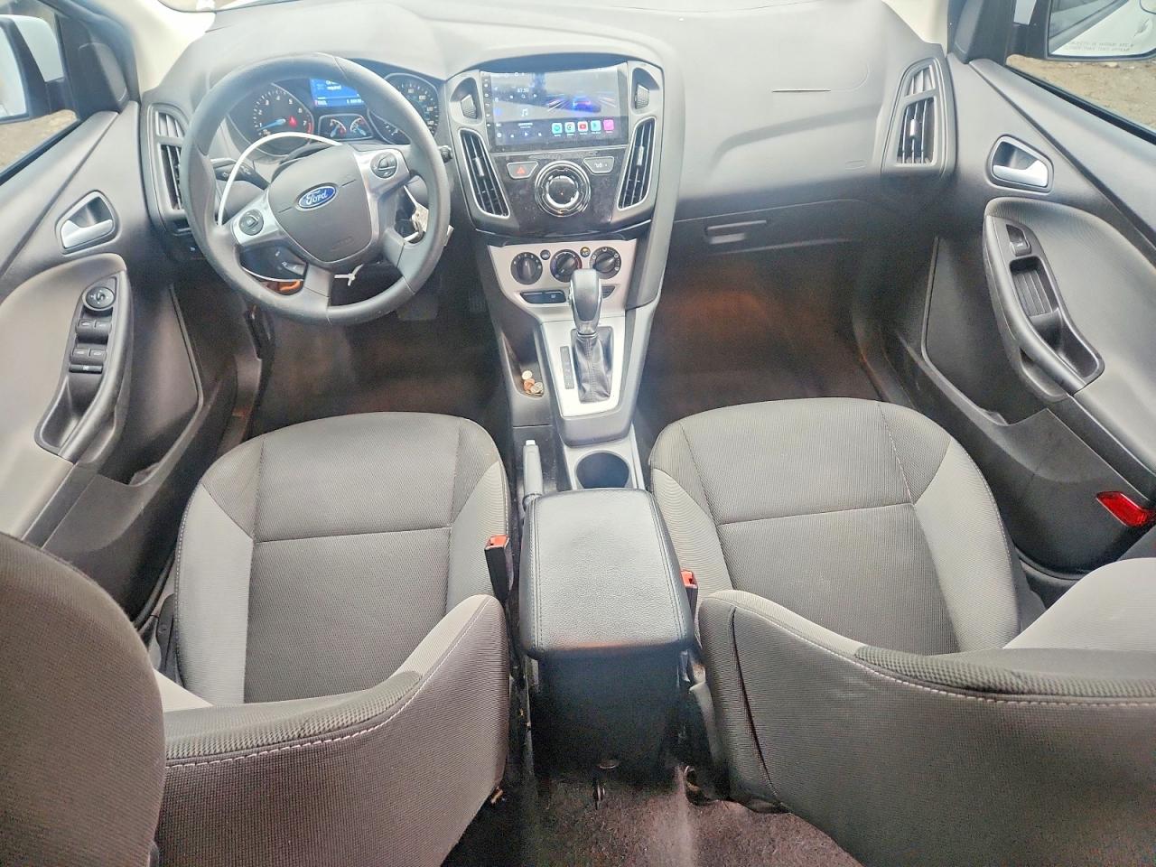 2014 Ford Focus Se White vin: 1FADP3K24EL400250