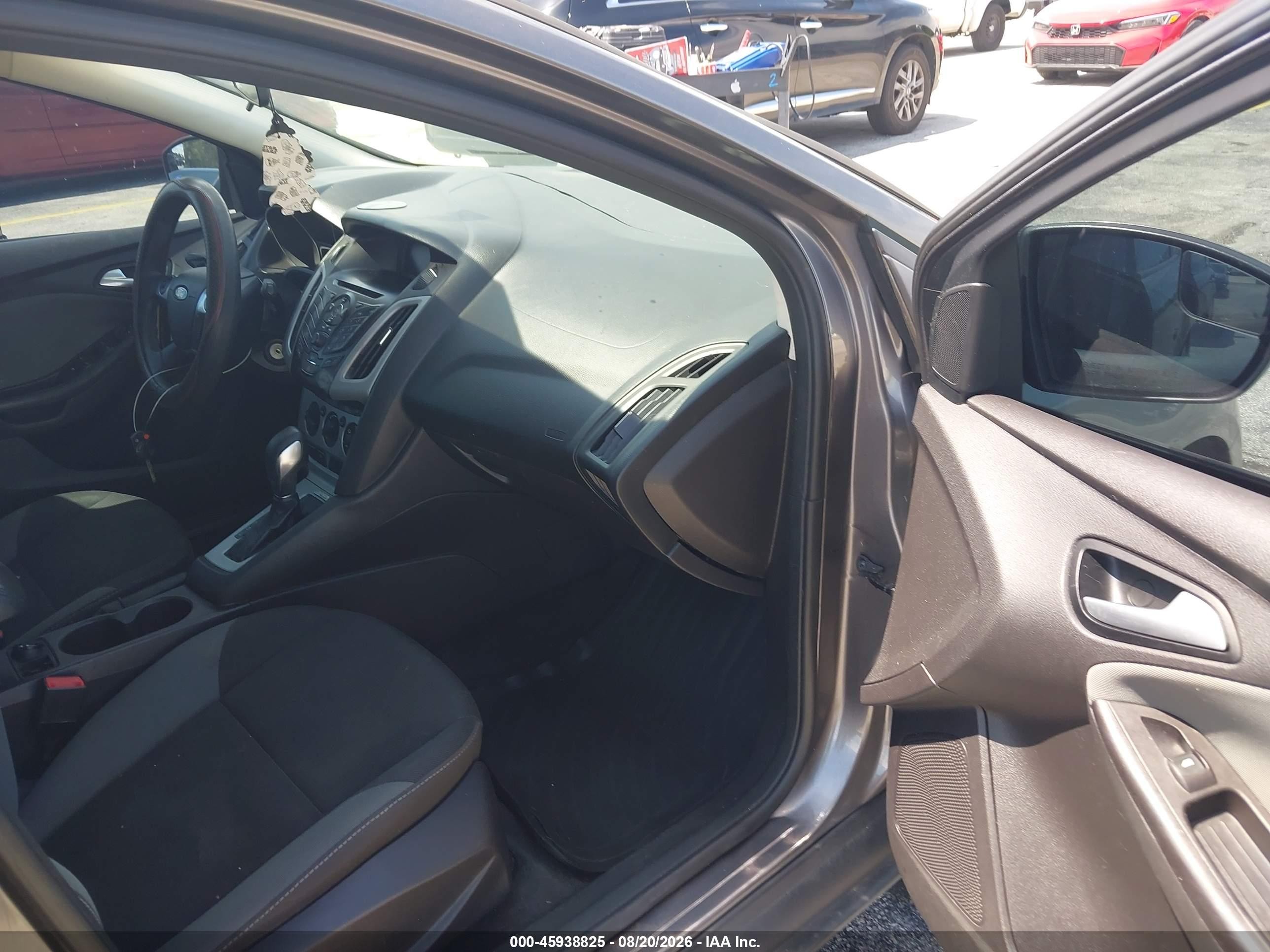 2014 Ford Focus Se Gray vin: 1FADP3K24EL400913