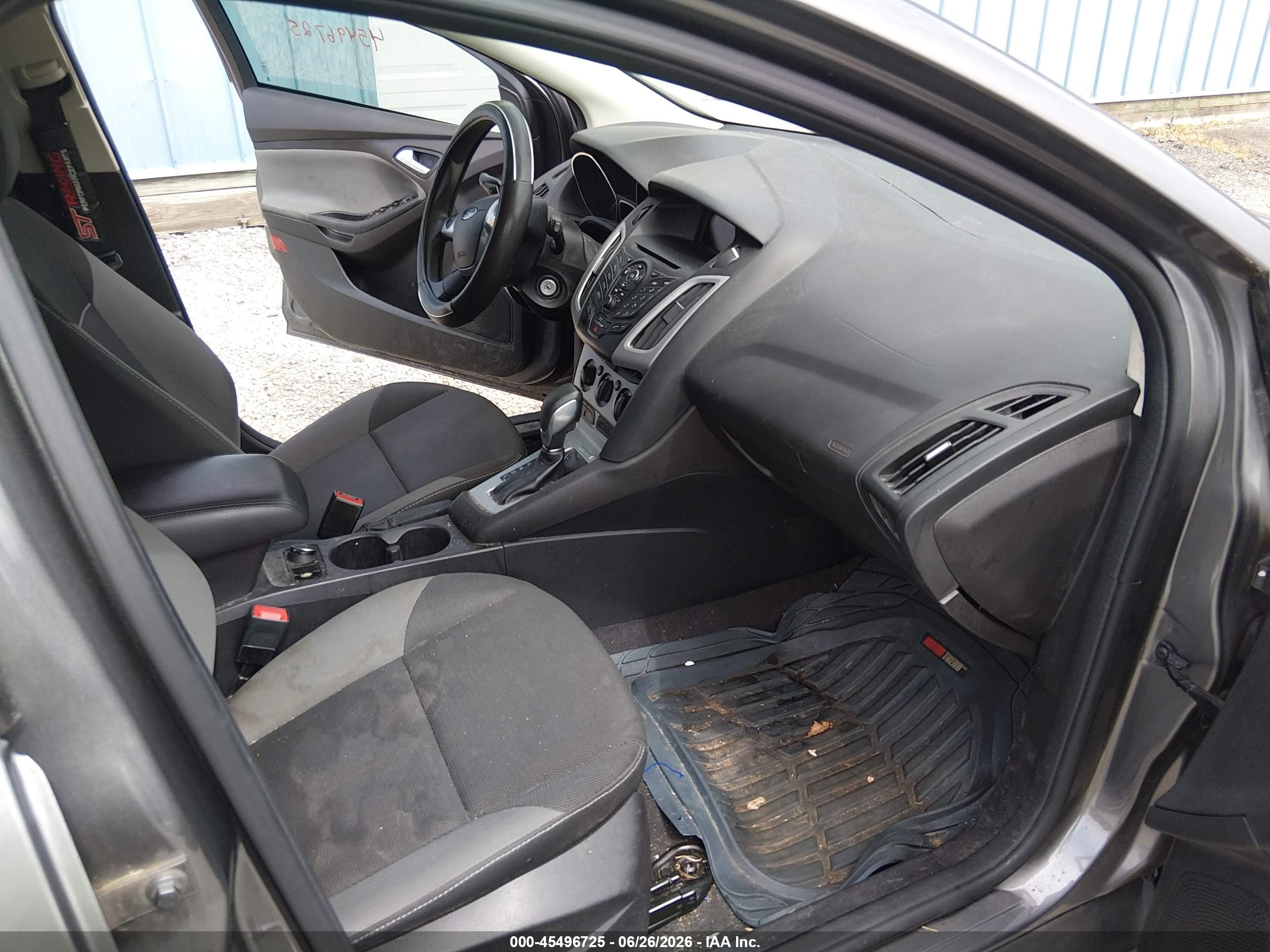 2014 Ford Focus Se Gray vin: 1FADP3K24EL429019