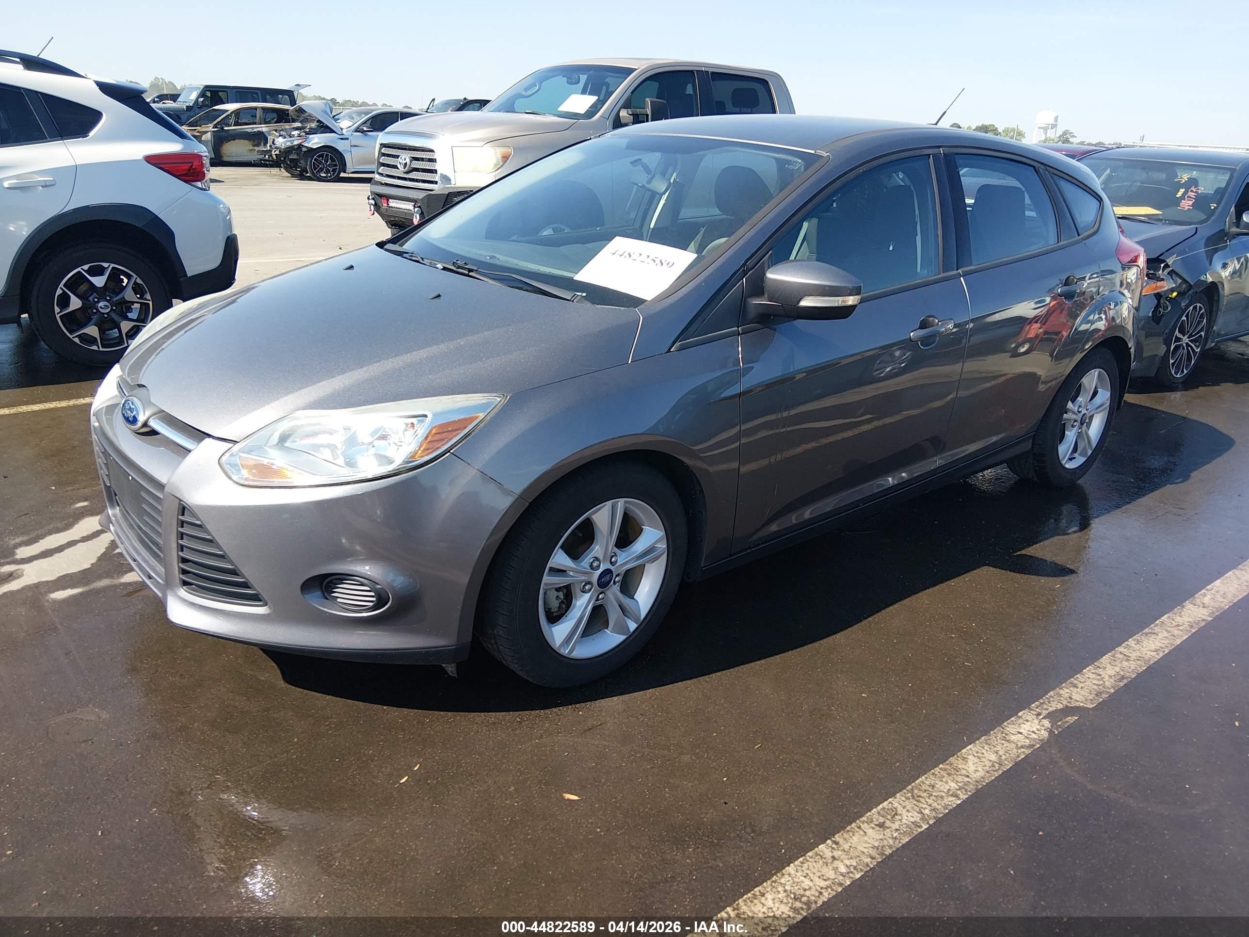 2014 Ford Focus Se Gray vin: 1FADP3K24EL435872