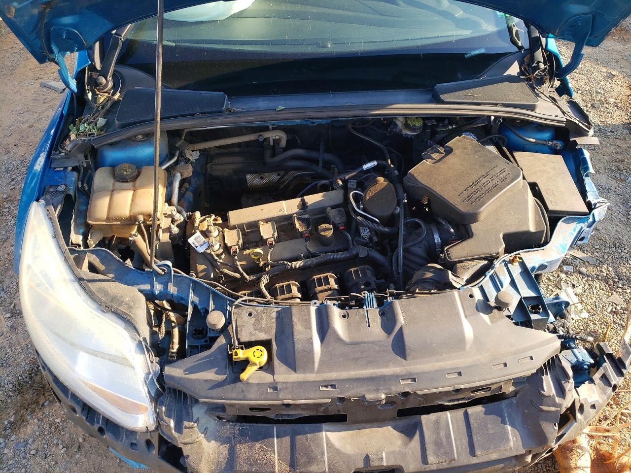 2014 Ford Focus Se Blue vin: 1FADP3K24EL437217