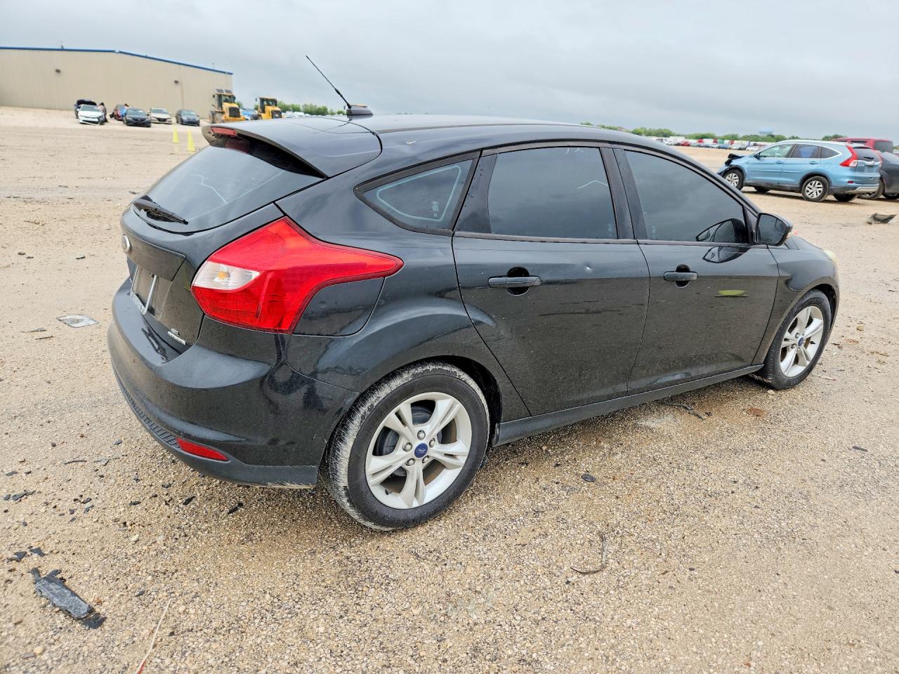 2014 Ford Focus Se Черный vin: 1FADP3K24EL440618