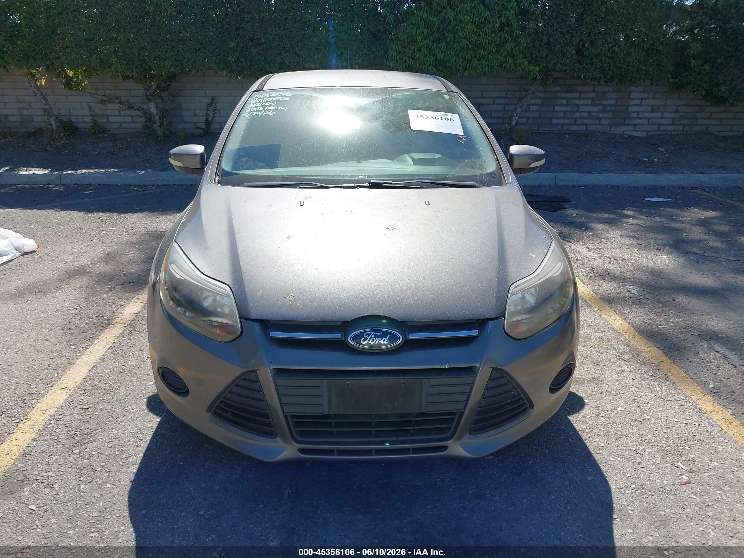 2014 Ford Focus Se Gray vin: 1FADP3K24EL453353