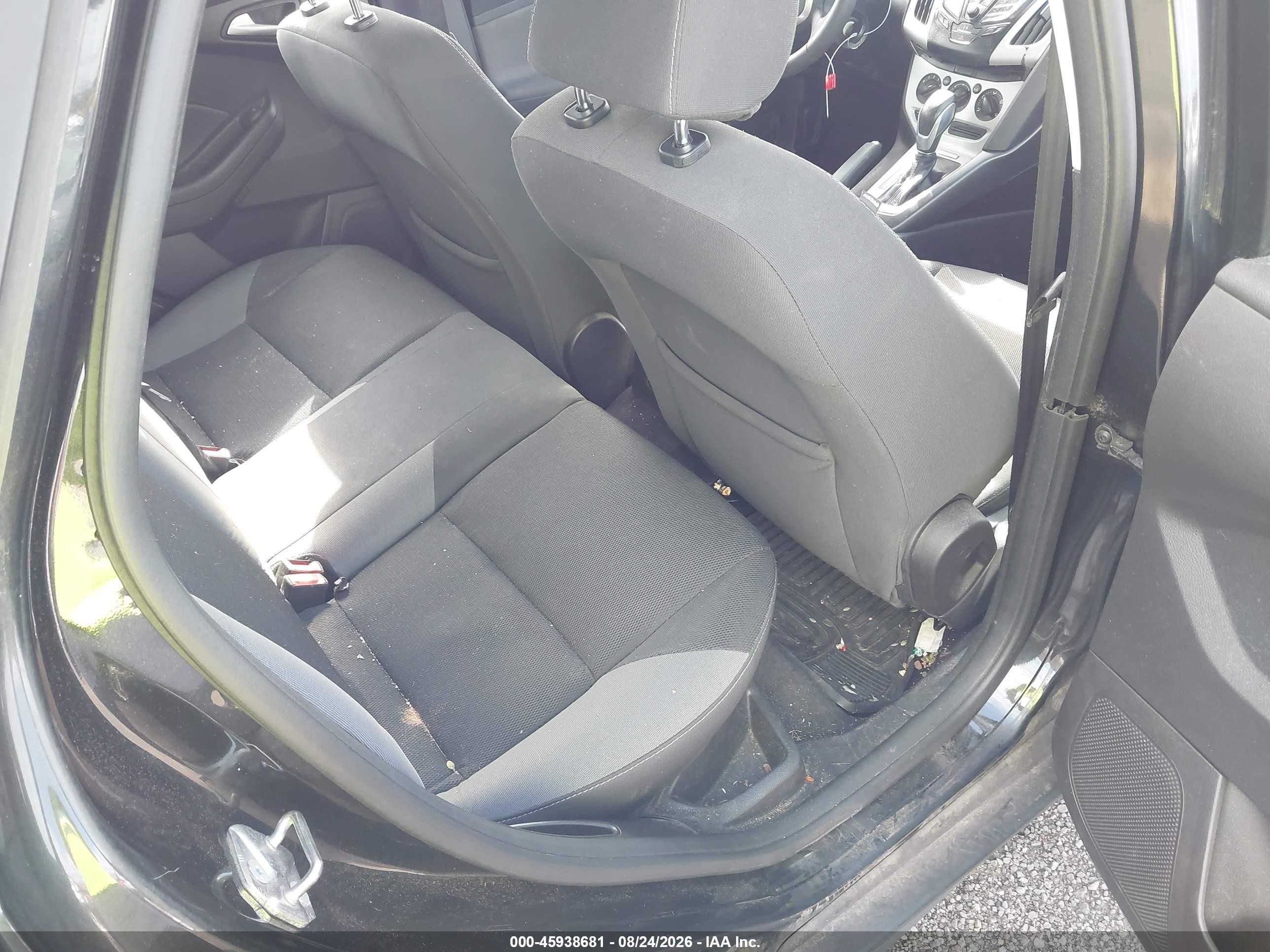 2014 Ford Focus Se Black vin: 1FADP3K24EL456740