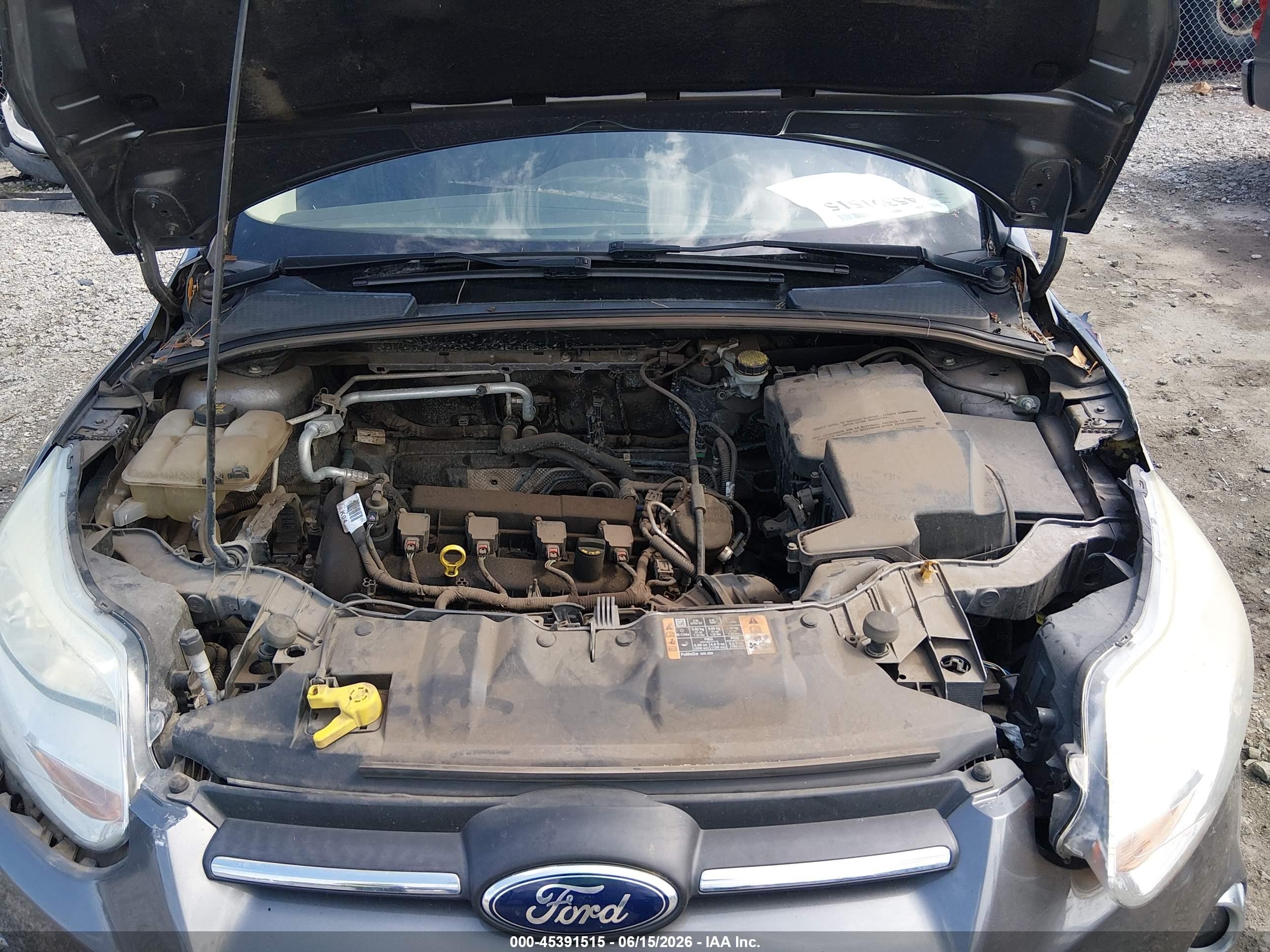 2014 Ford Focus Se Gray vin: 1FADP3K24EL457127