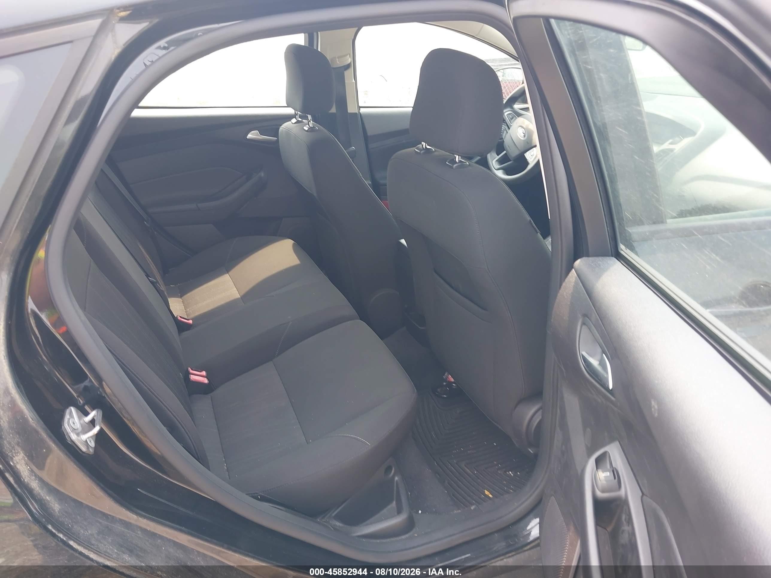 2015 Ford Focus Se Black vin: 1FADP3K24FL262520