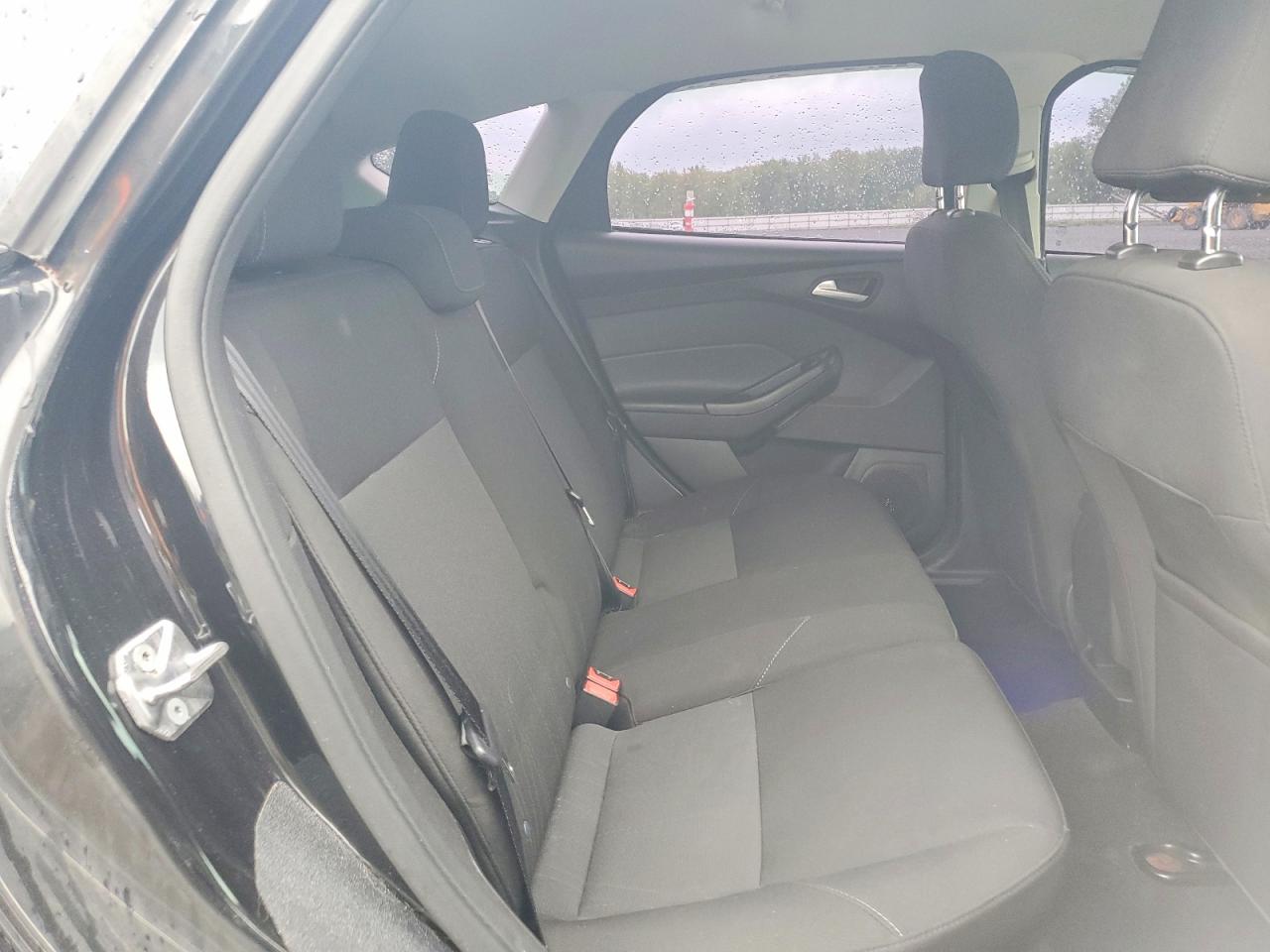 2015 Ford Focus Se Black vin: 1FADP3K24FL346739