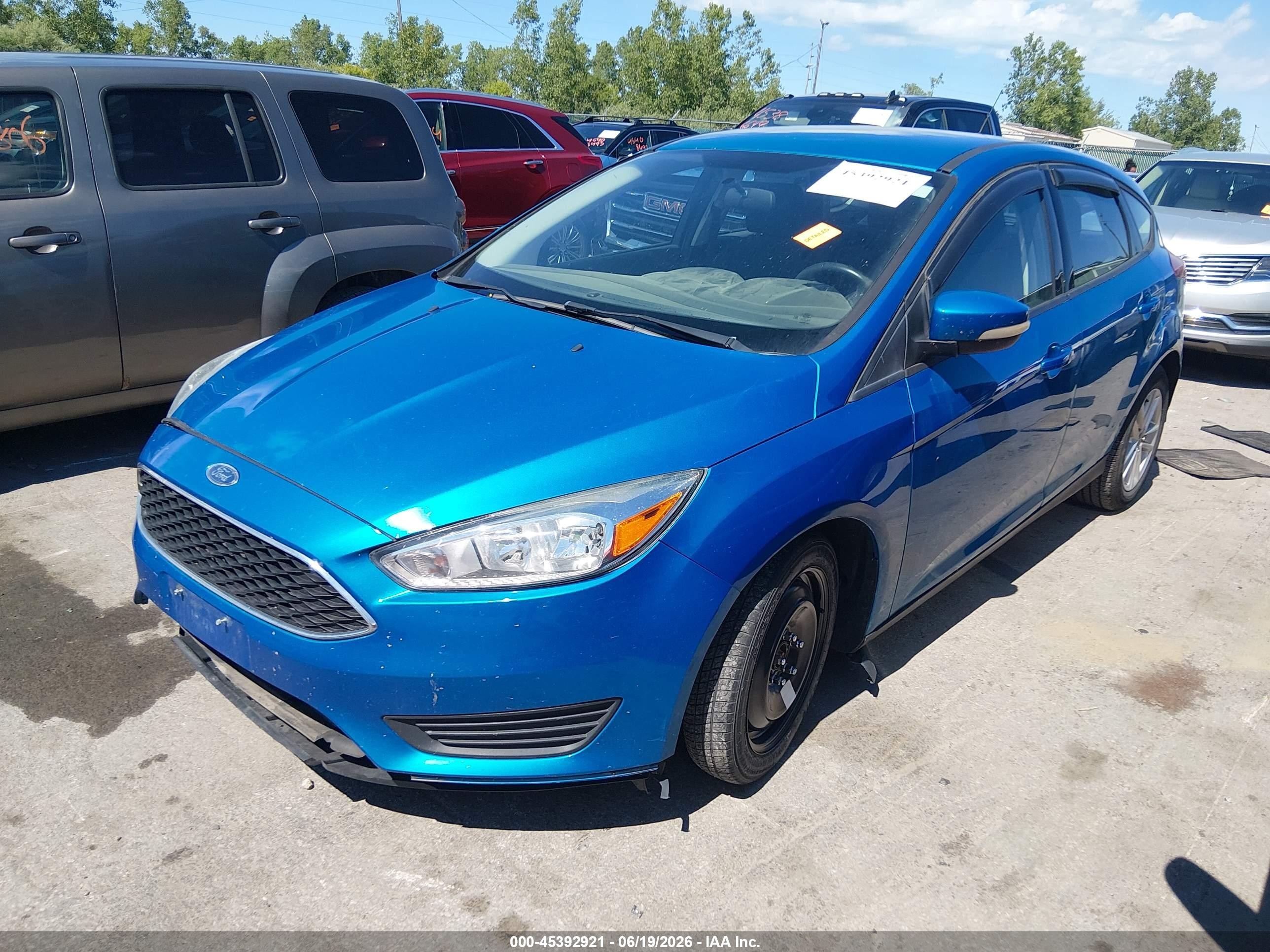 2015 Ford Focus Se Blue vin: 1FADP3K24FL373682