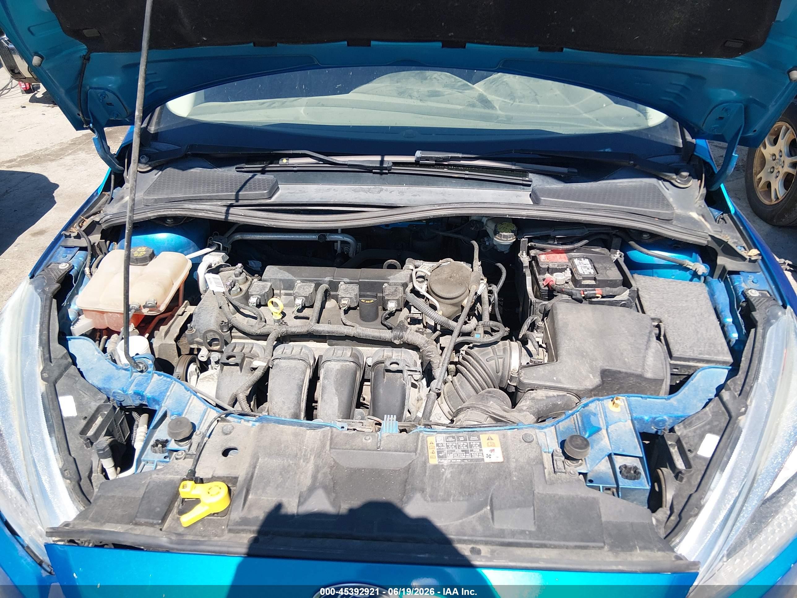 2015 Ford Focus Se Blue vin: 1FADP3K24FL373682