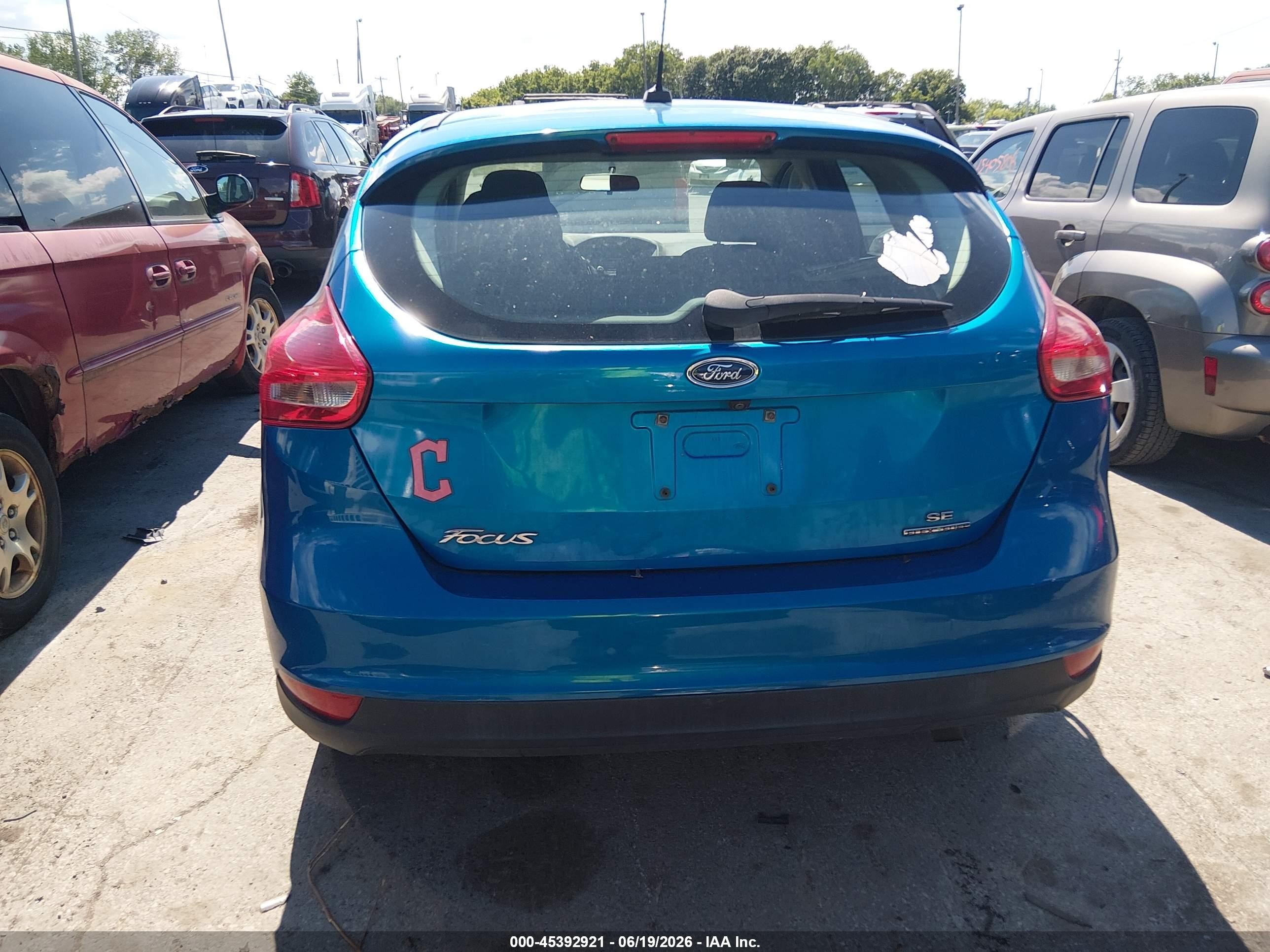 2015 Ford Focus Se Blue vin: 1FADP3K24FL373682