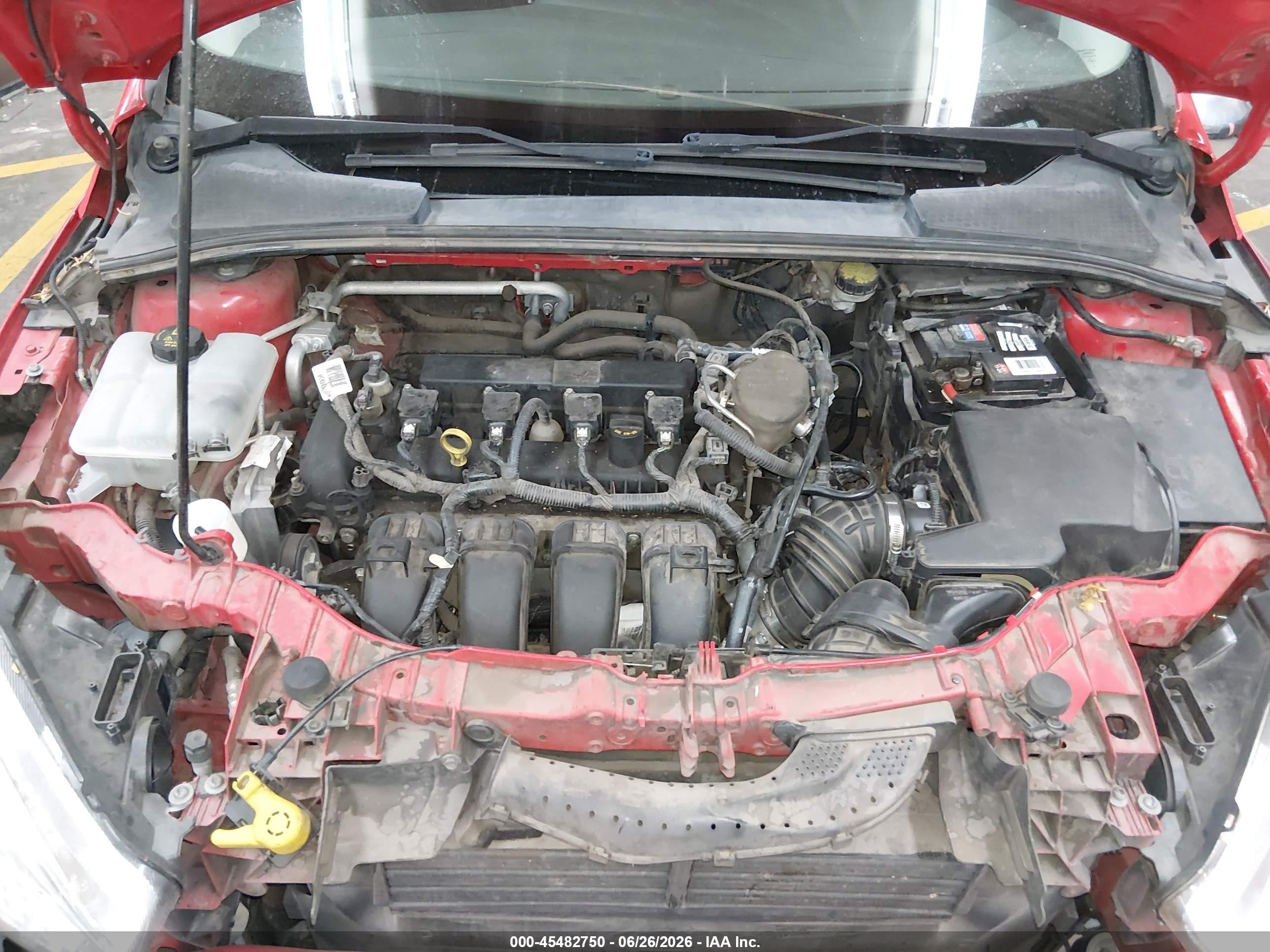 2015 Ford Focus Se Красный vin: 1FADP3K24FL375383