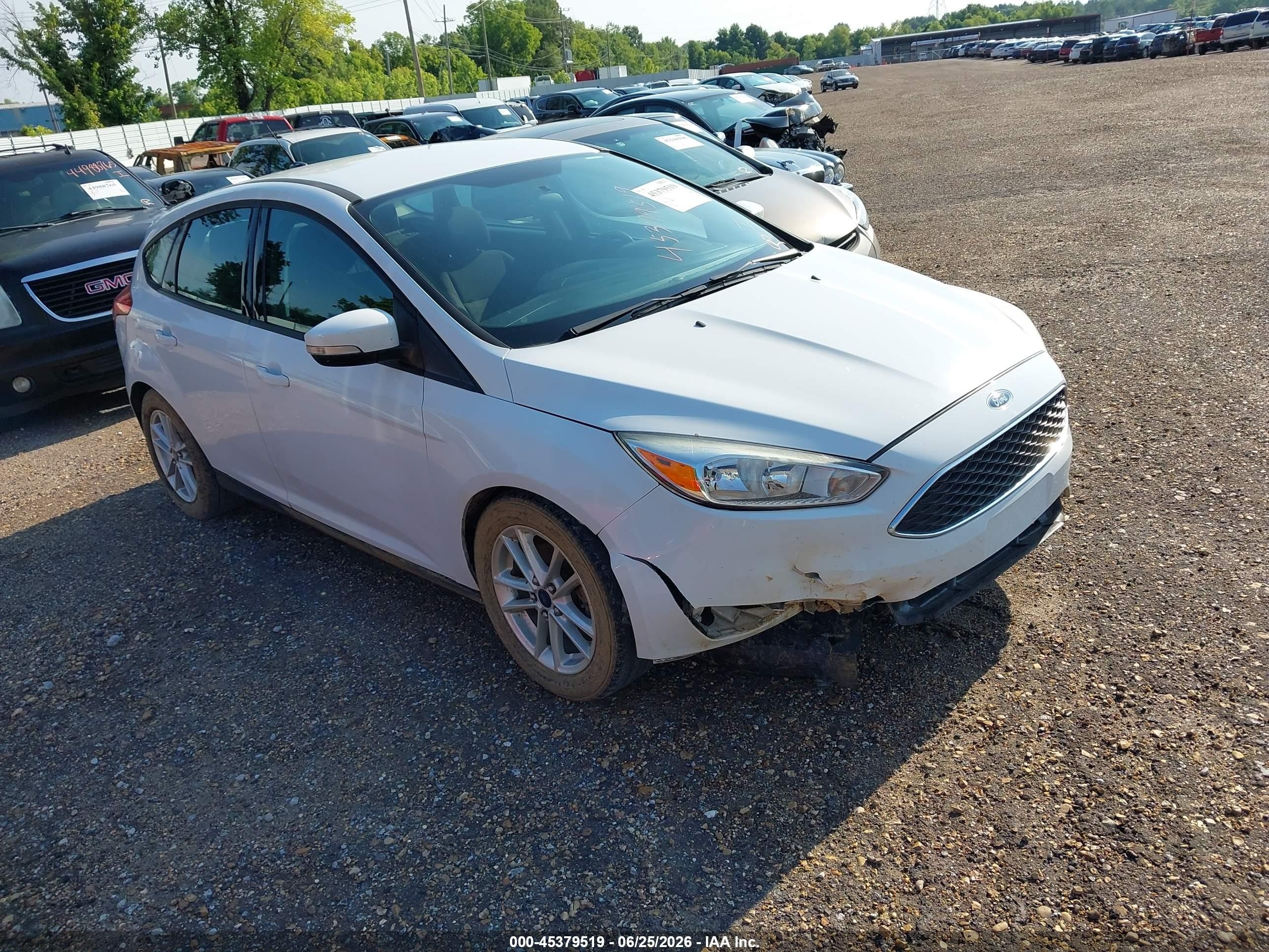 2015 Ford Focus Se Gray vin: 1FADP3K24FL381331