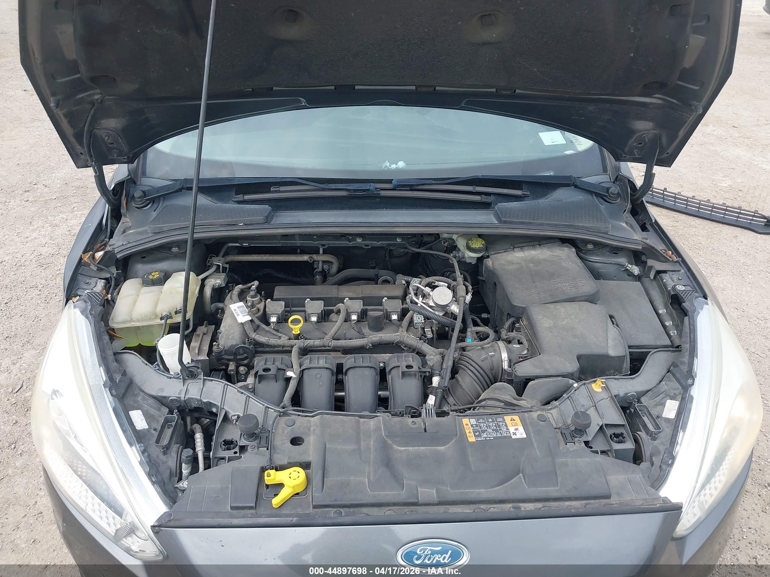 2016 Ford Focus Se Gray vin: 1FADP3K24GL359914