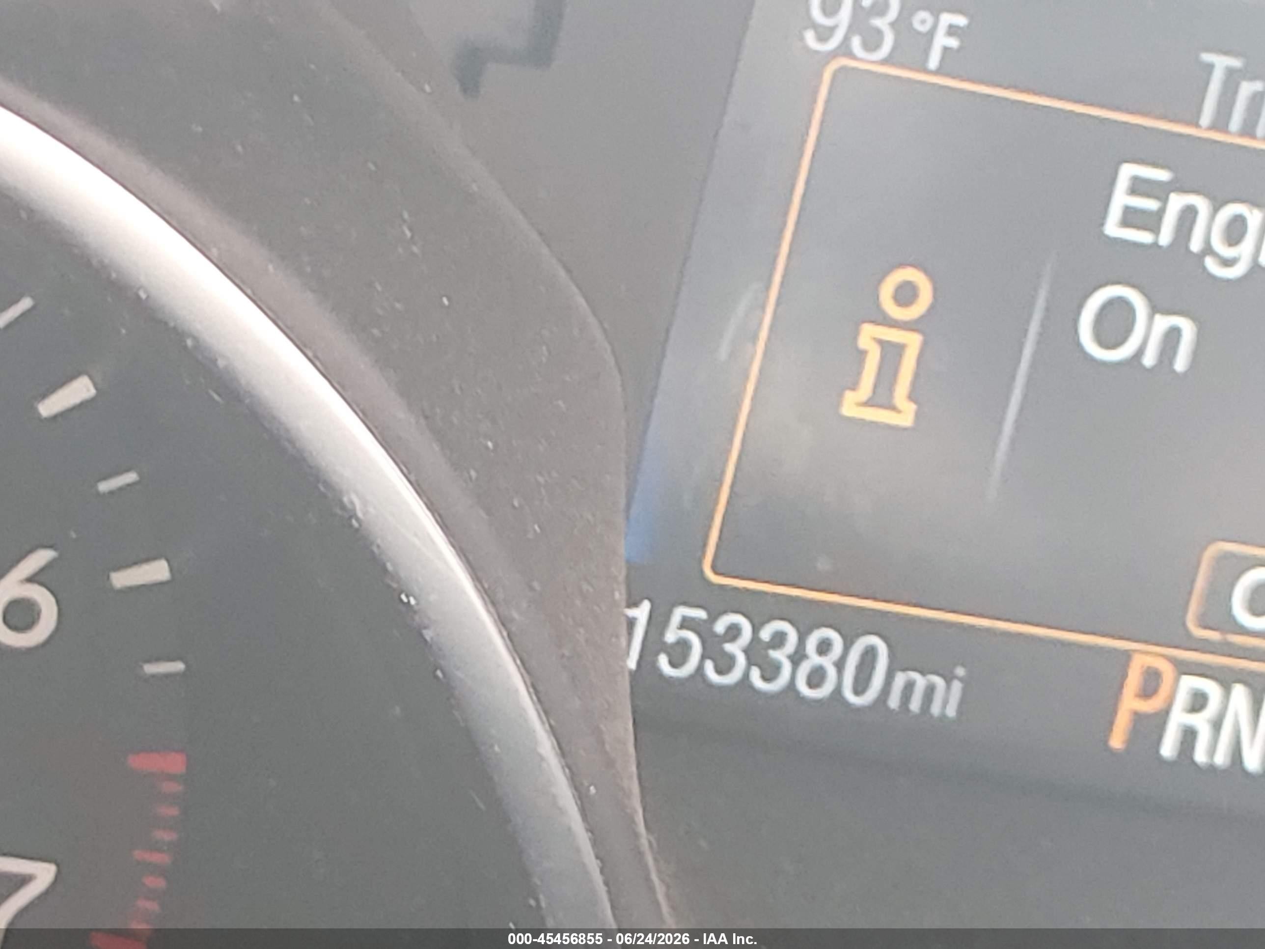 2018 Ford Focus Se Черный vin: 1FADP3K24JL322272