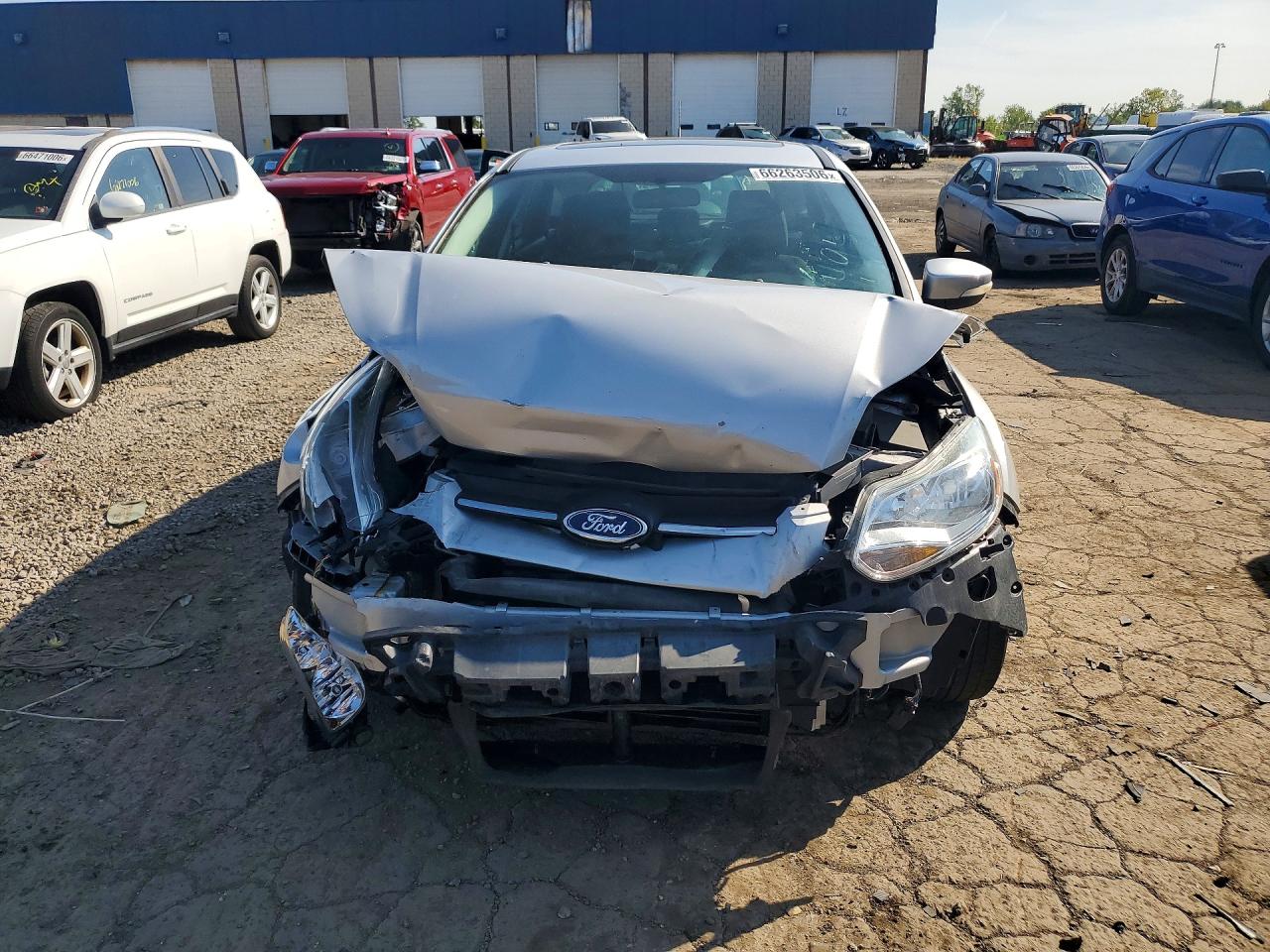 2013 Ford Focus Se Gray vin: 1FADP3K25DL105494