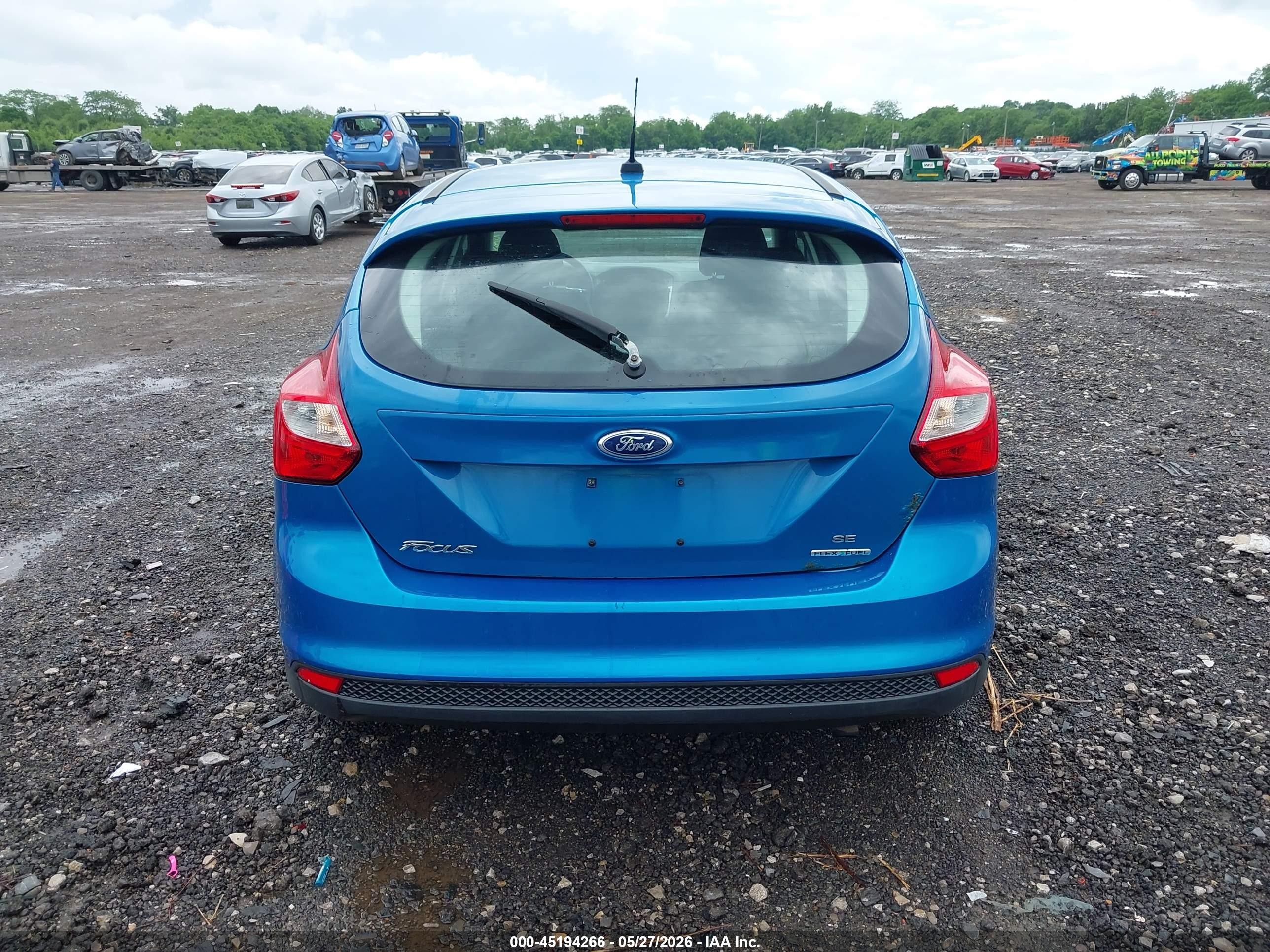 2013 Ford Focus Se Синий vin: 1FADP3K25DL113126