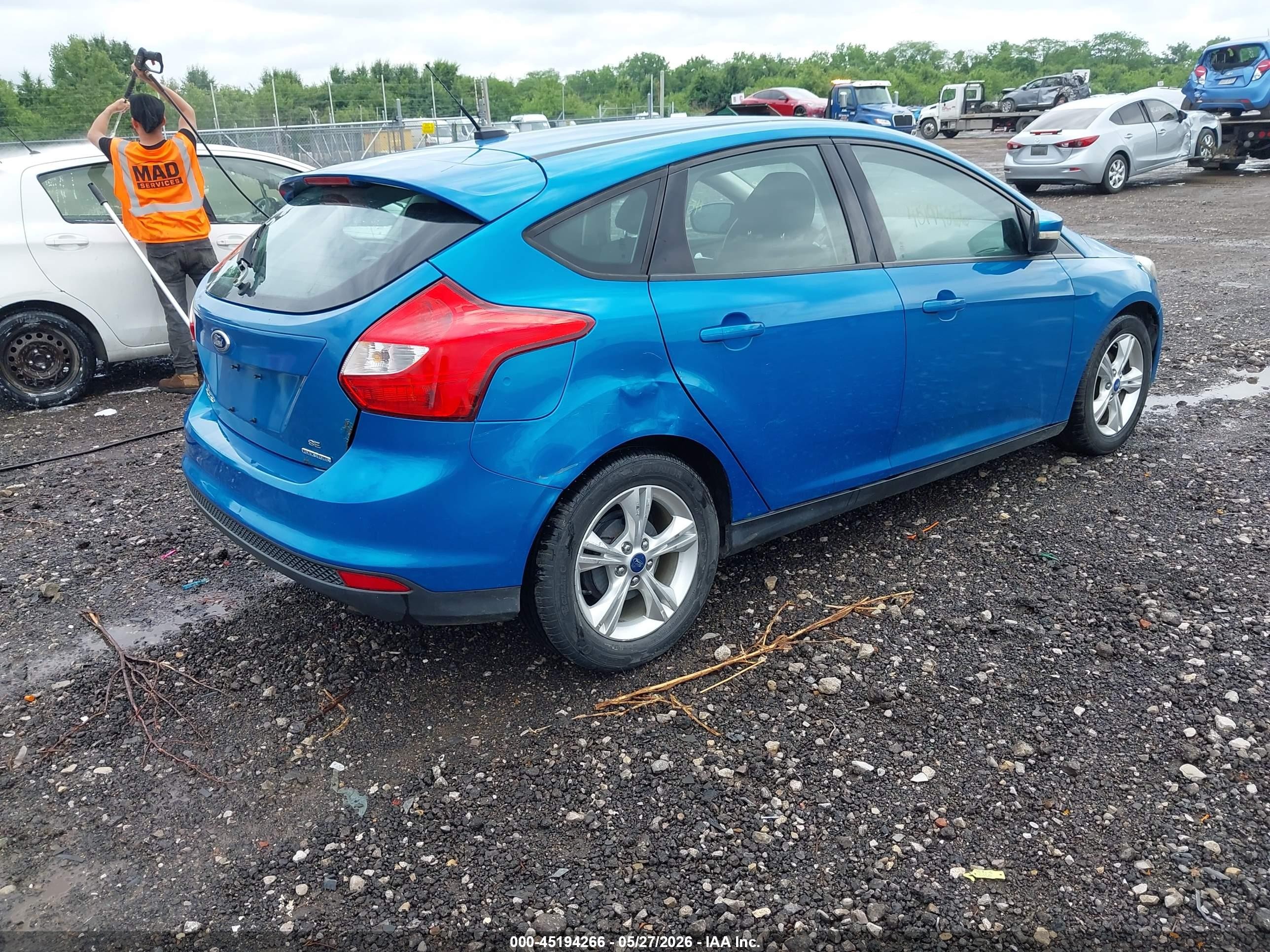 2013 Ford Focus Se Синий vin: 1FADP3K25DL113126