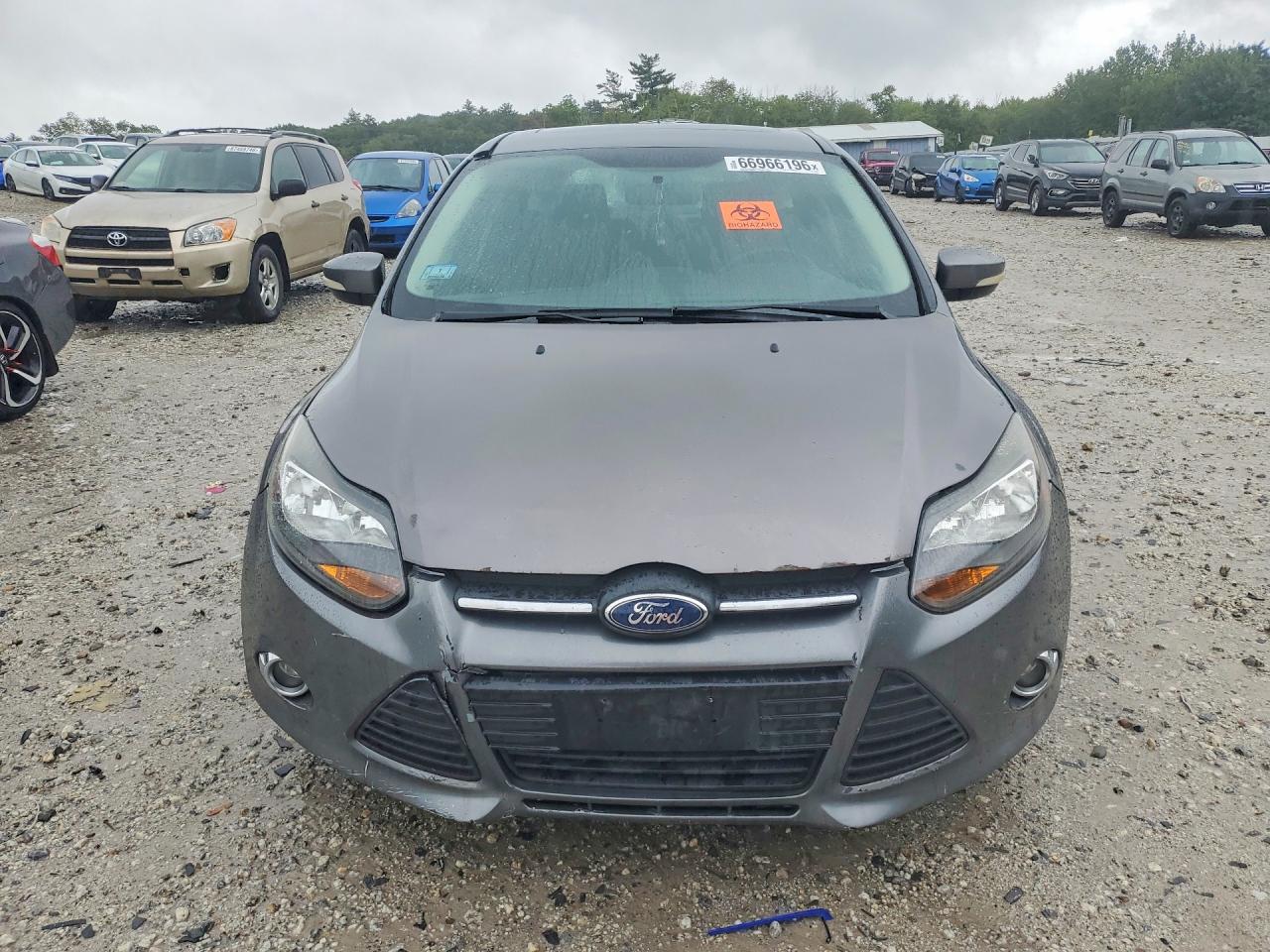 2013 Ford Focus Se Gray vin: 1FADP3K25DL120383