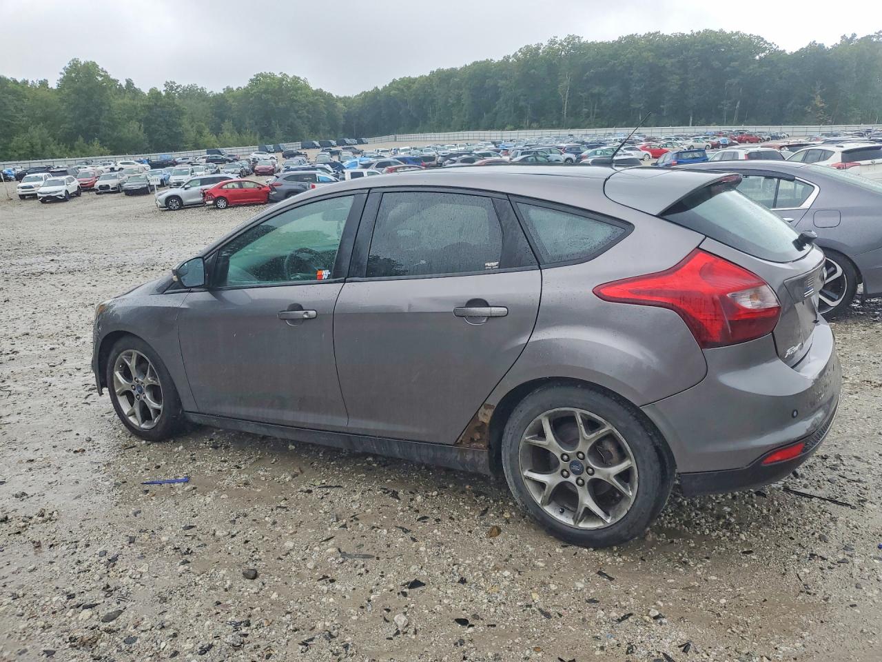 2013 Ford Focus Se Gray vin: 1FADP3K25DL120383
