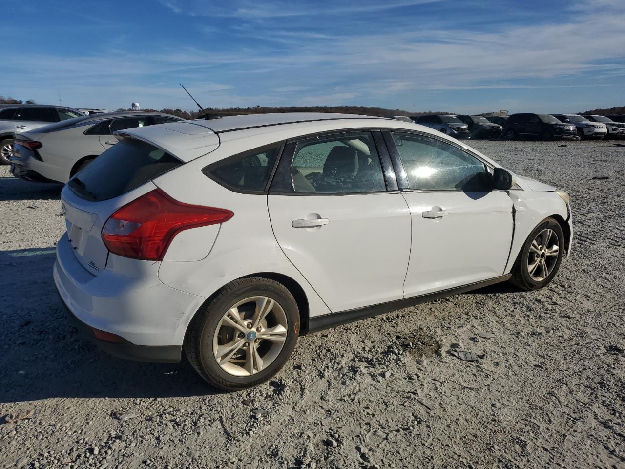 2013 Ford Focus Se White vin: 1FADP3K25DL181281