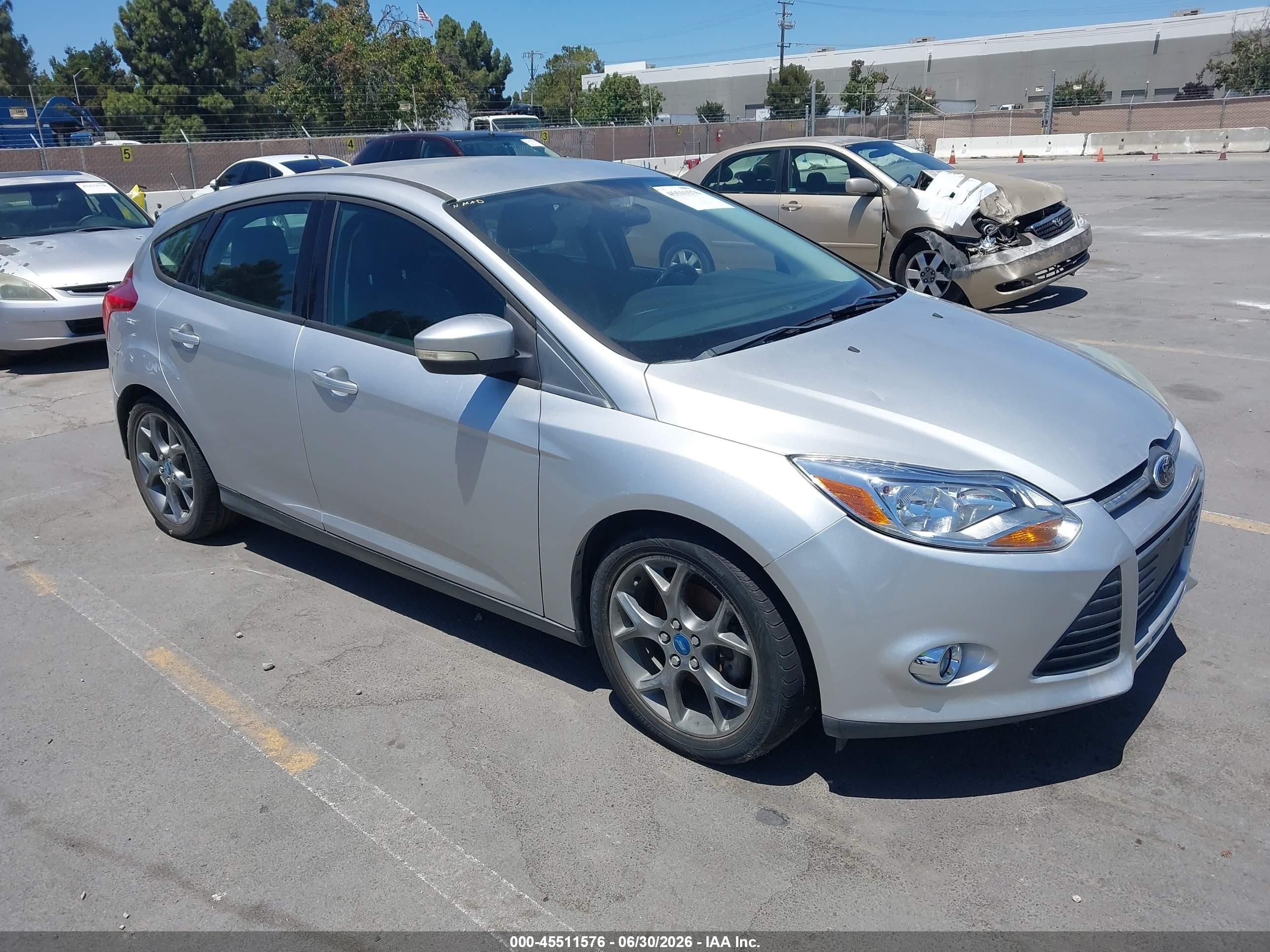 2013 Ford Focus Se Silver vin: 1FADP3K25DL224243