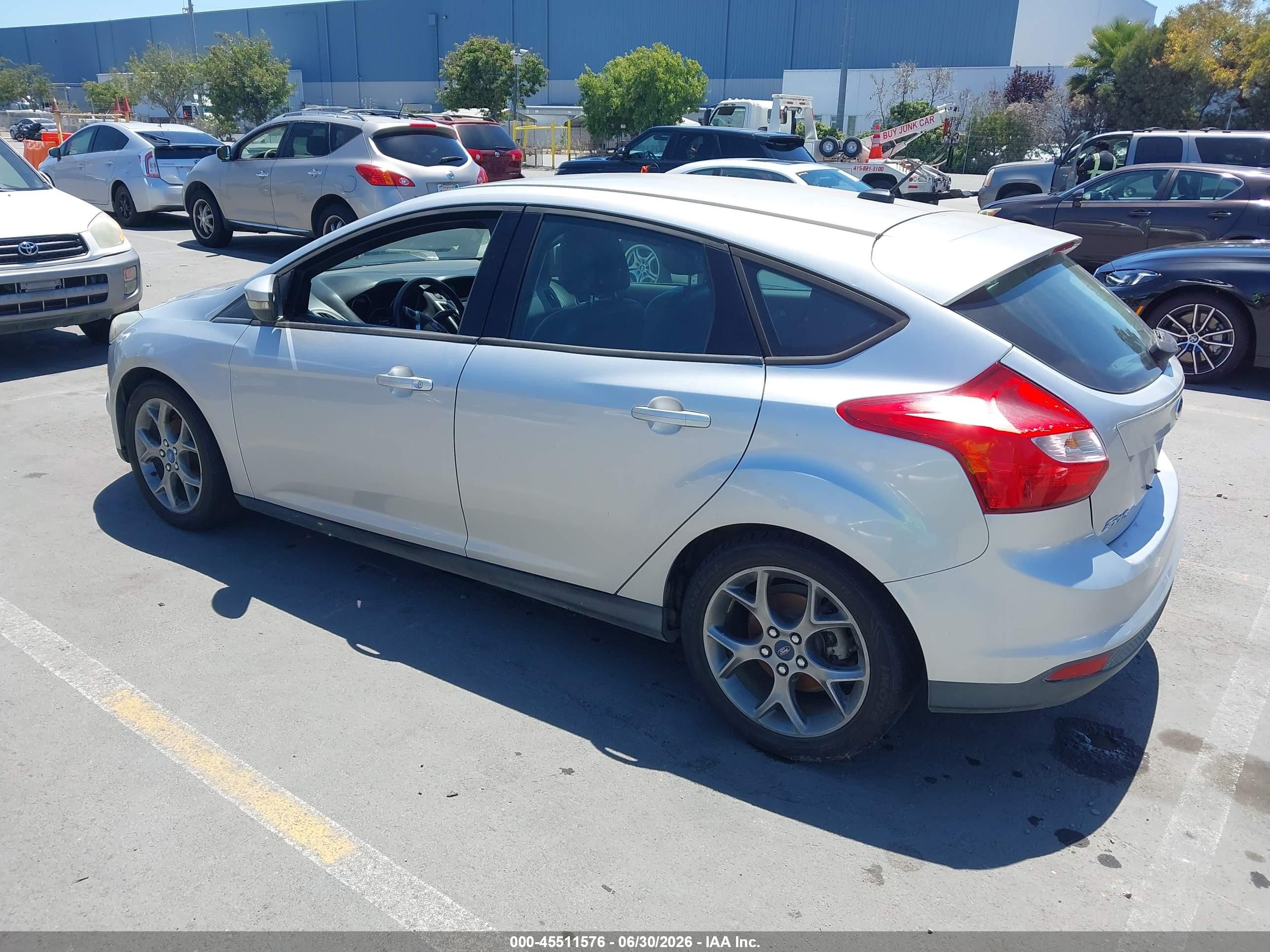 2013 Ford Focus Se Silver vin: 1FADP3K25DL224243