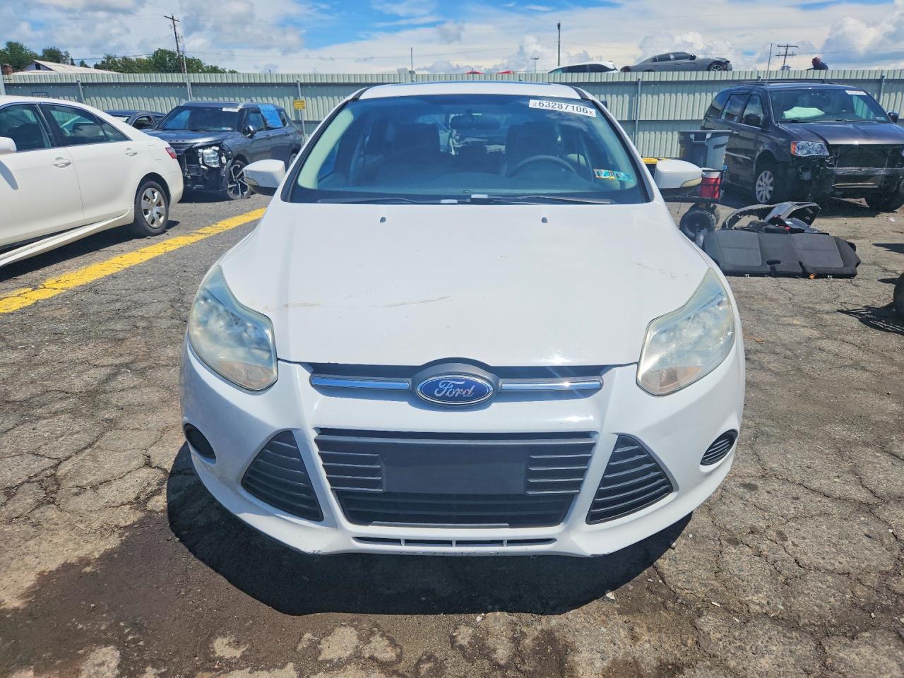 2013 Ford Focus Se White vin: 1FADP3K25DL258893