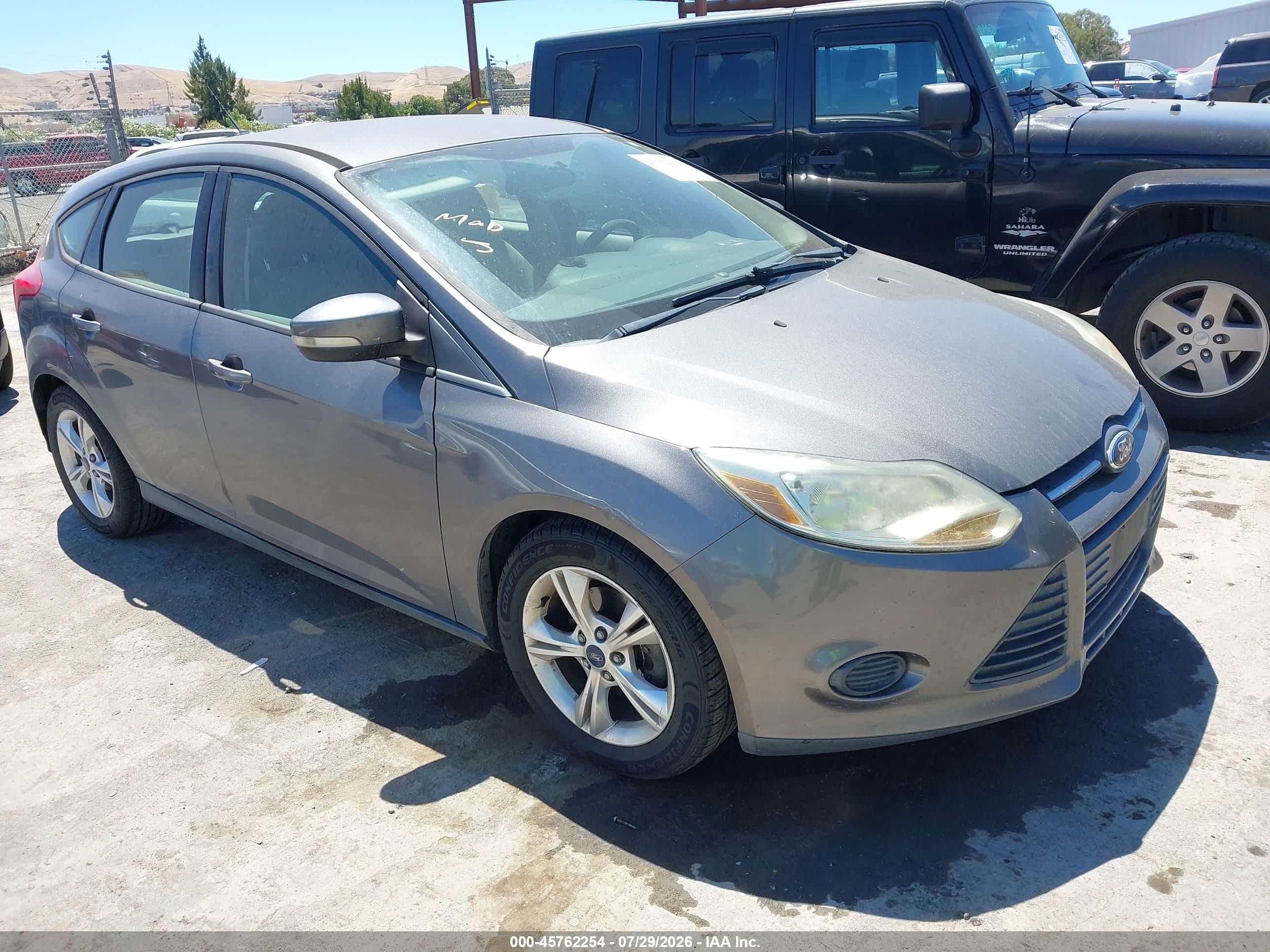 2013 Ford Focus Se Gray vin: 1FADP3K25DL319627