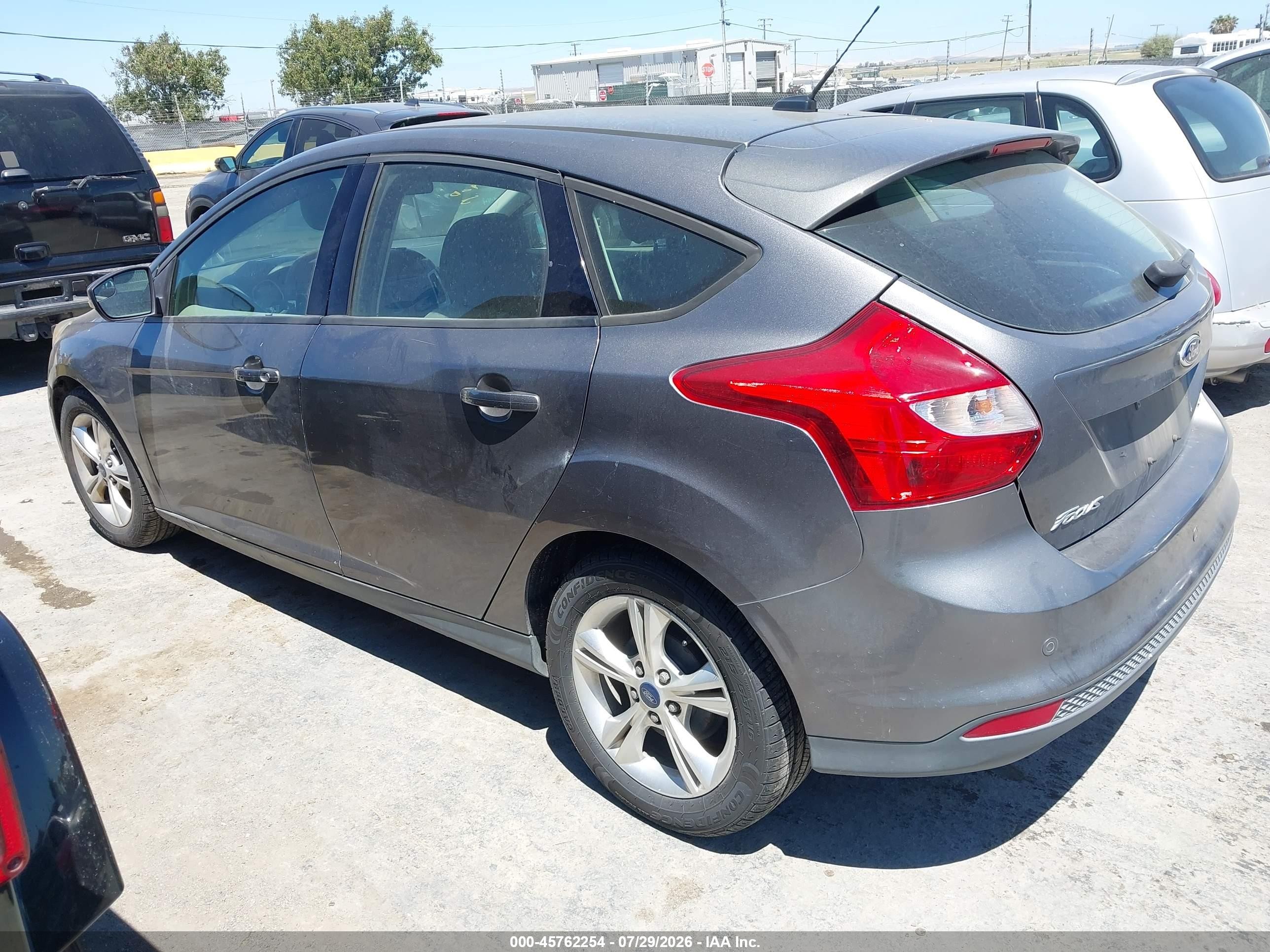 2013 Ford Focus Se Gray vin: 1FADP3K25DL319627