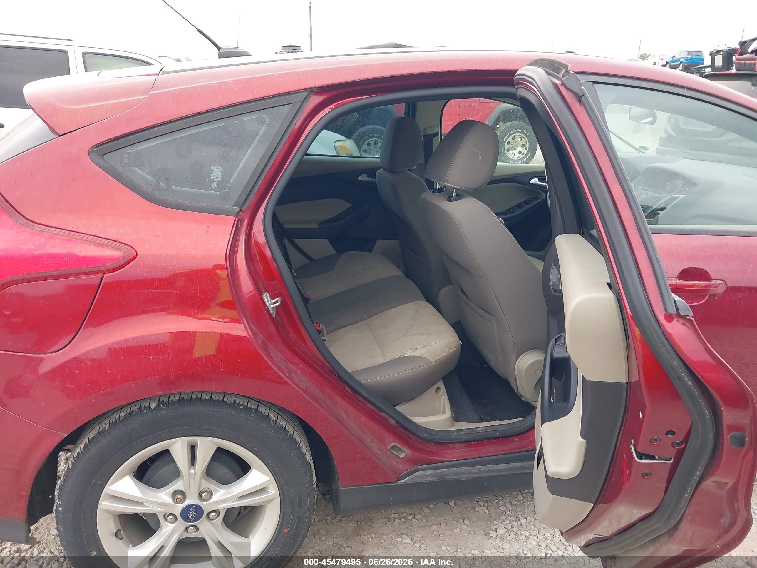 2013 Ford Focus Se Red vin: 1FADP3K25DL372277
