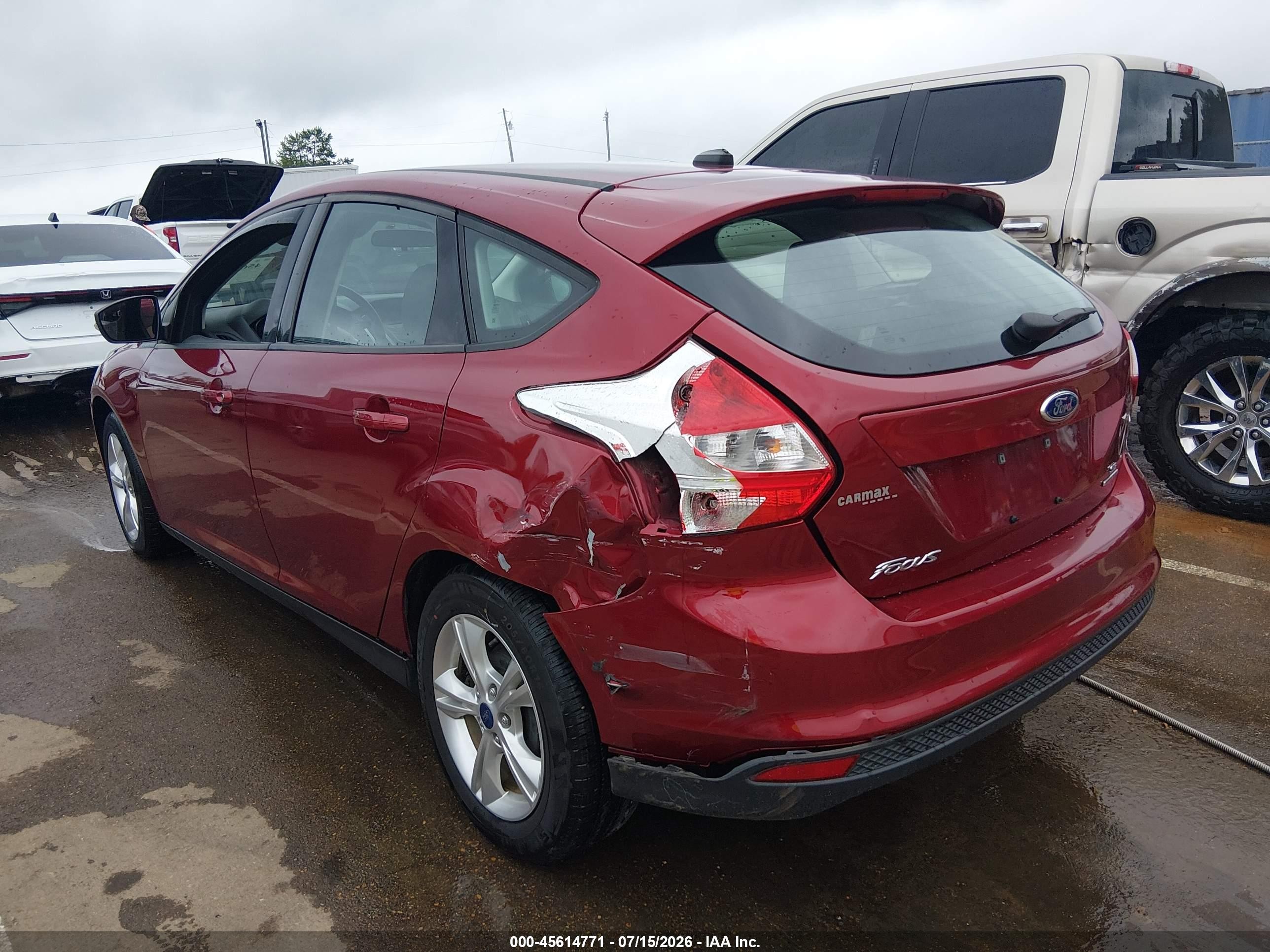 2013 Ford Focus Se Бордовый vin: 1FADP3K25DL373042