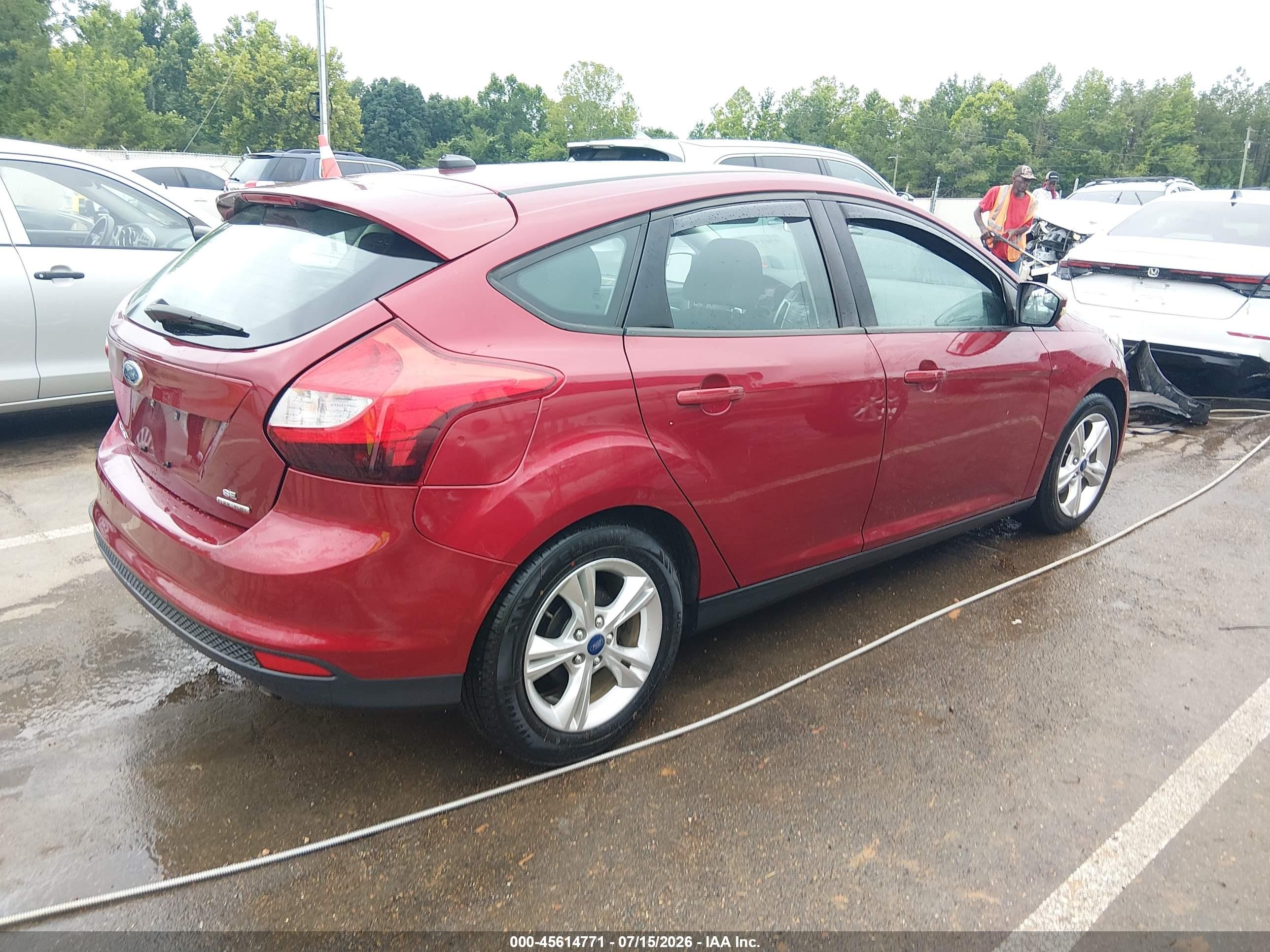 2013 Ford Focus Se Бордовый vin: 1FADP3K25DL373042