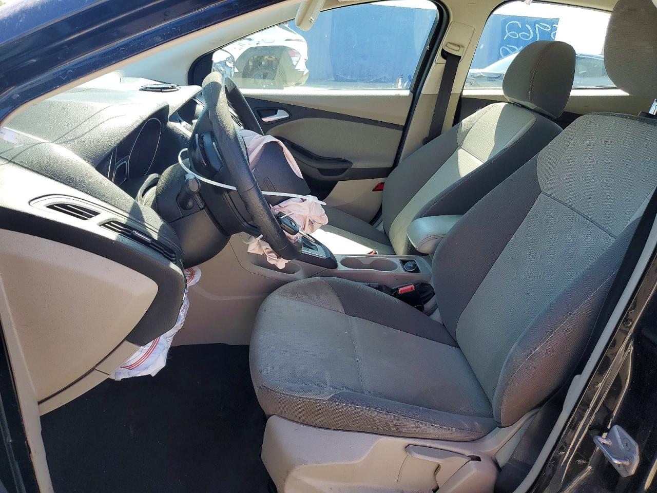 2014 Ford Focus Se Gray vin: 1FADP3K25EL115962